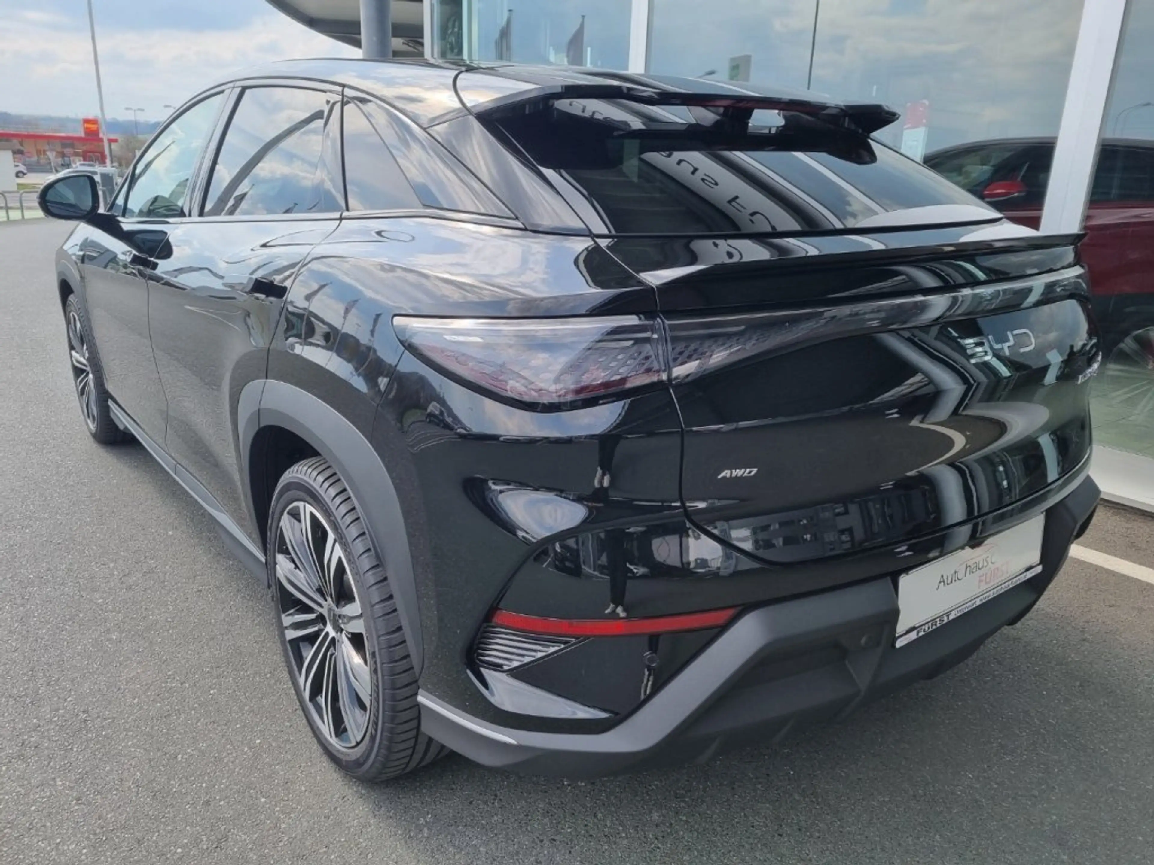 BYD Sealion 7 Excellence AWD — photo 3