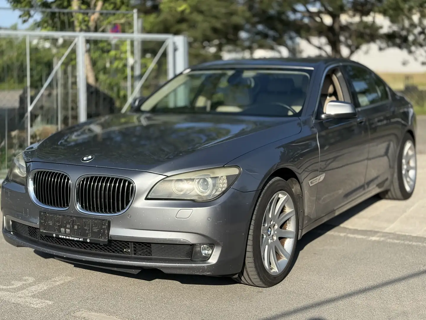 BMW 730 - 2