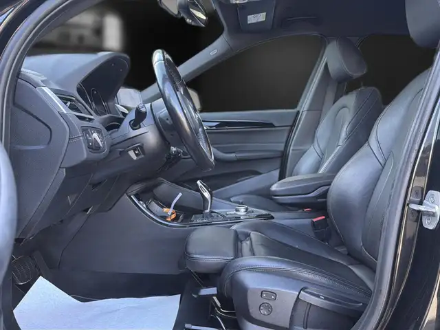 BMW X1 view 13