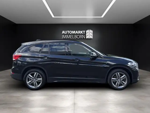 BMW X1 view 11