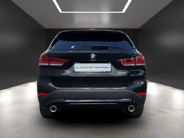 BMW X1 view 10