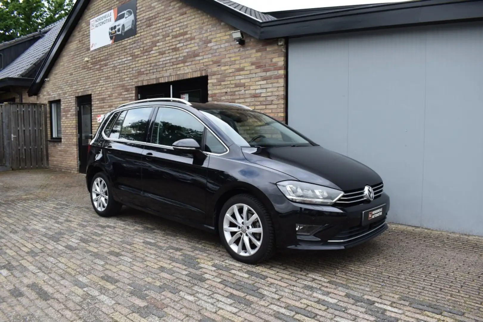 Volkswagen Golf Sportsvan 1.4 TSI HIGHLINE, Xenon, Cruise, Camera Zwart - 2