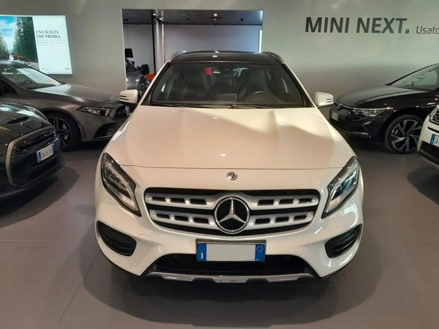 Mercedes-Benz GLA 200 200 d Premium auto Beyaz - 2