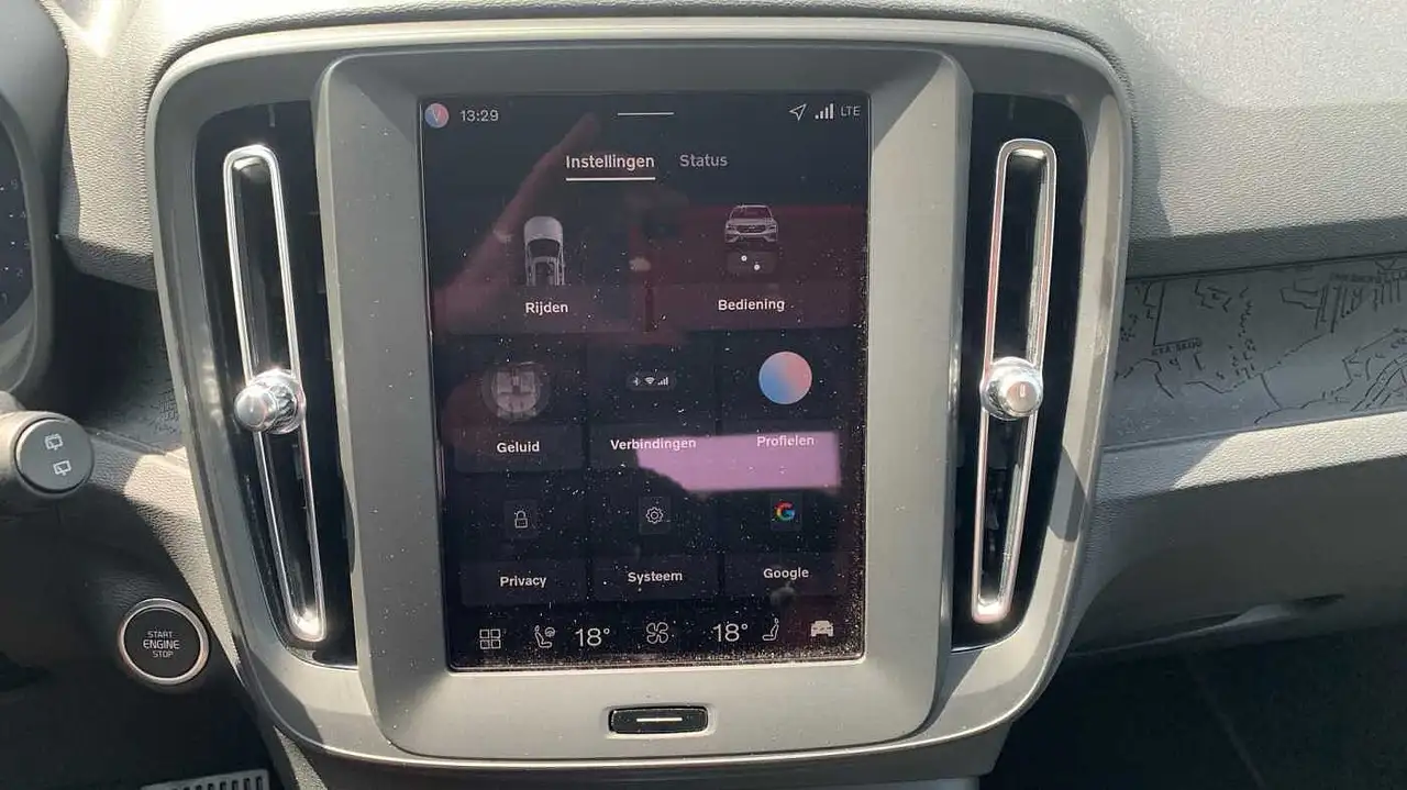 Volvo XC40 Essential B3 Mild-hybride Camera Google Adap, миниатюра 16