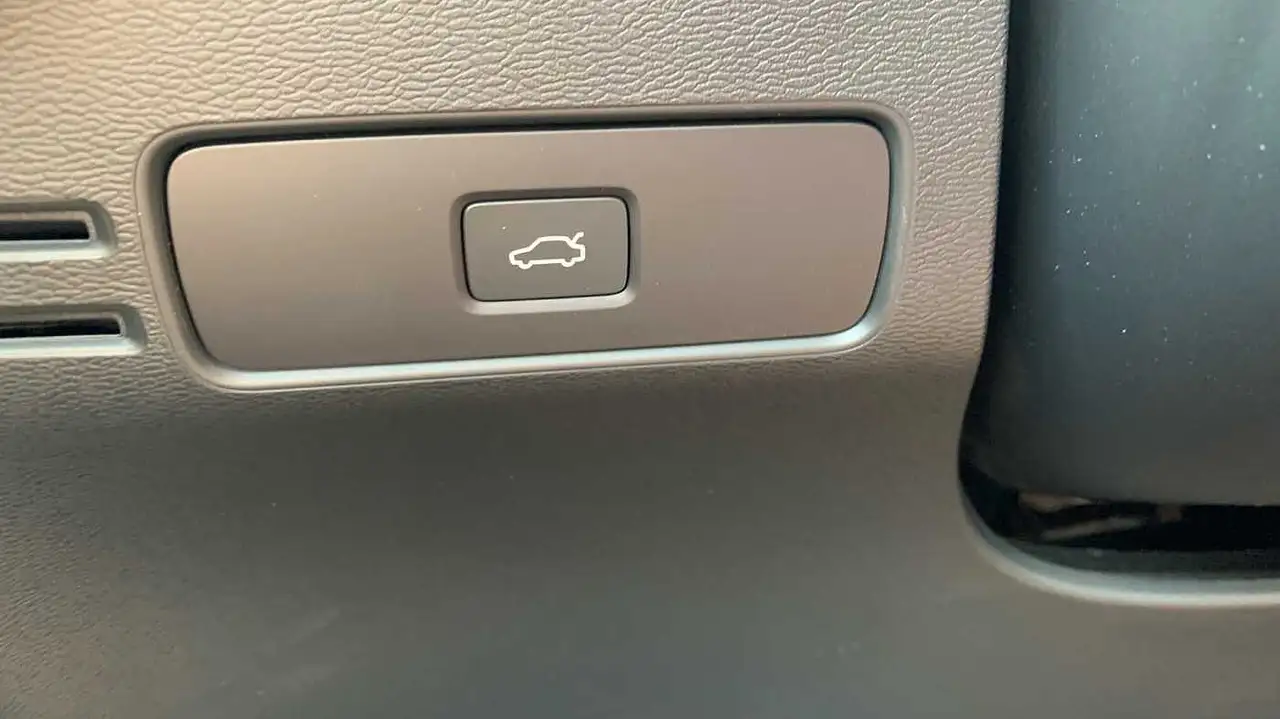 Volvo XC40 Essential B3 Mild-hybride Camera Google Adap, миниатюра 30