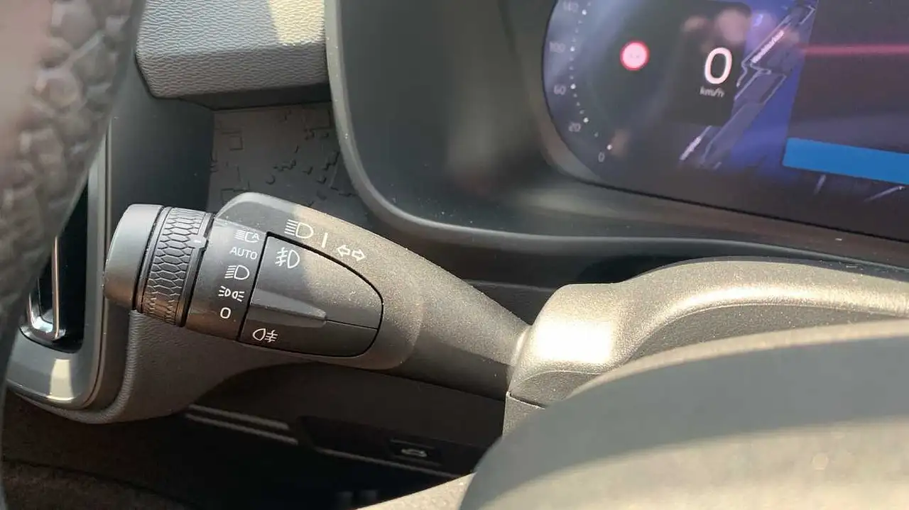 Volvo XC40 Essential B3 Mild-hybride Camera Google Adap, миниатюра 19