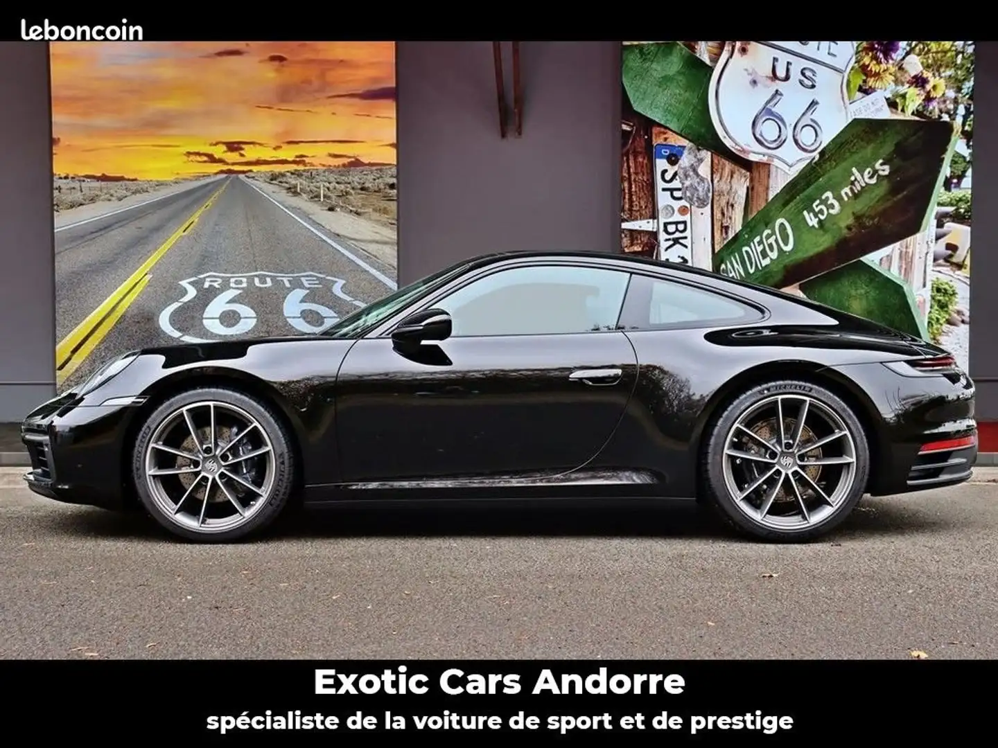 Porsche 992 Carrera 385ch Noir - 2