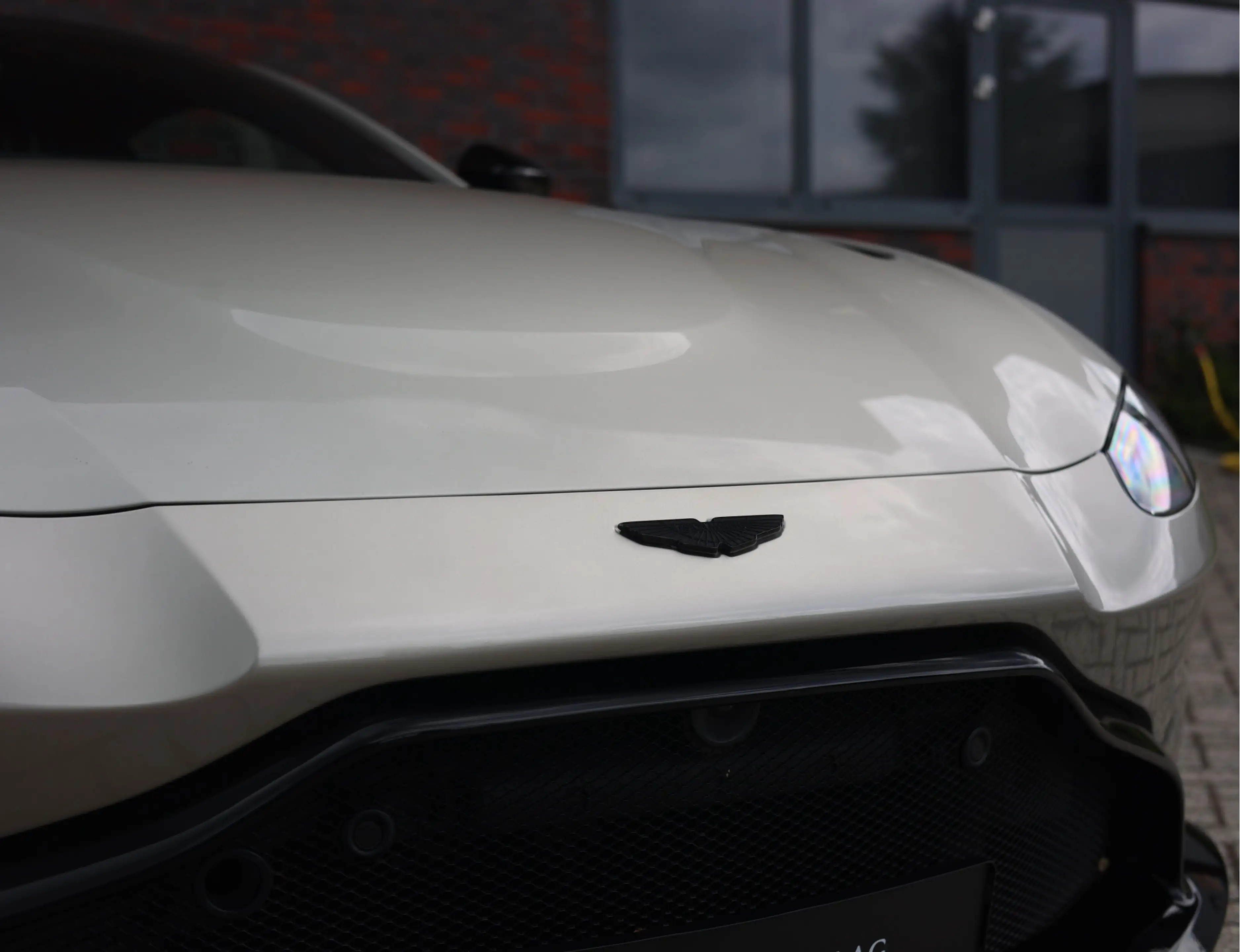 Aston Martin Vantage 4.0 V8 | Q Special - 360camera — photo 9