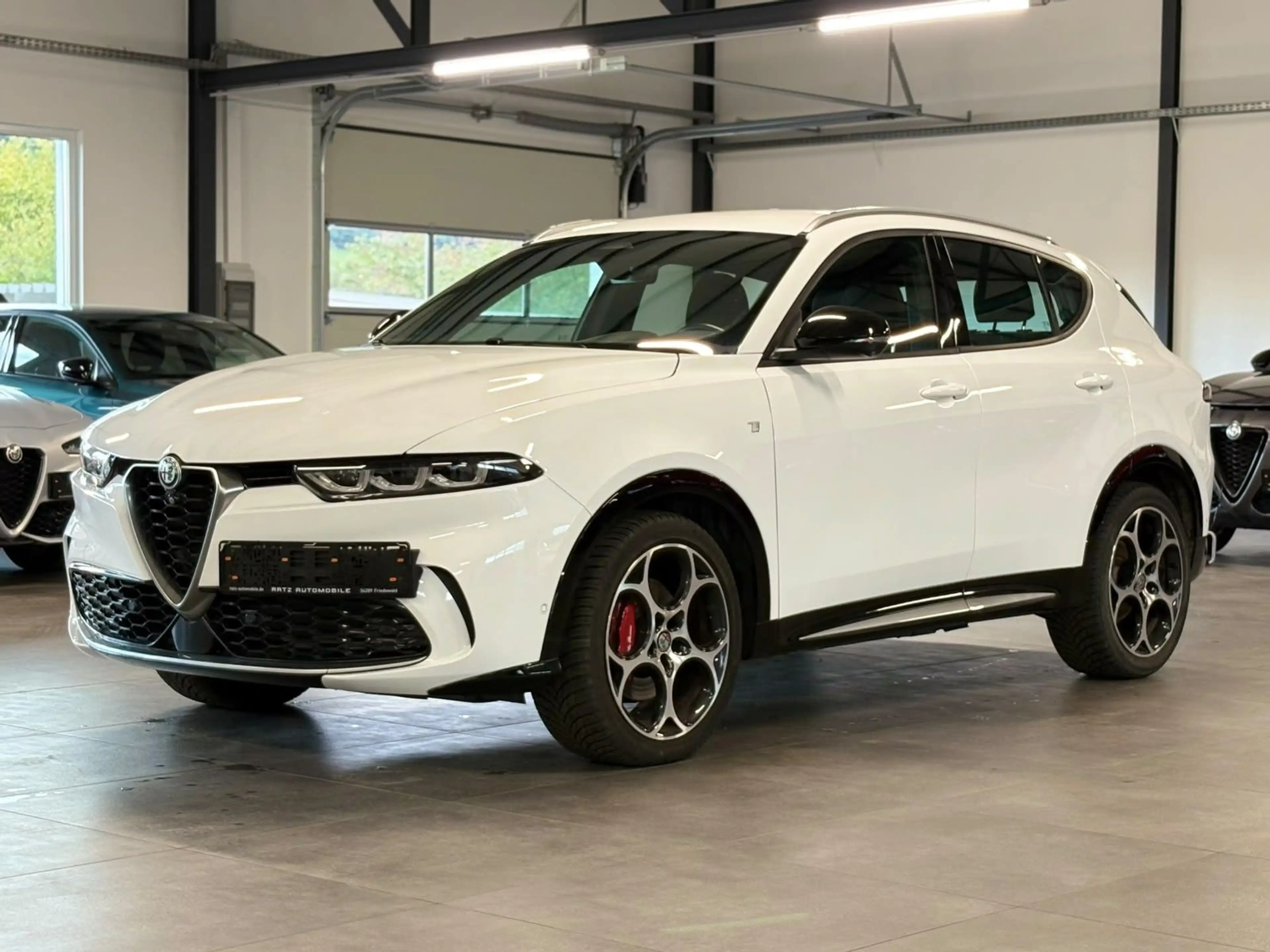 Alfa Romeo Tonale Ti MATRIX+H&K+ACC+AHK+MEMO+E.HECK+360°+ — photo 3