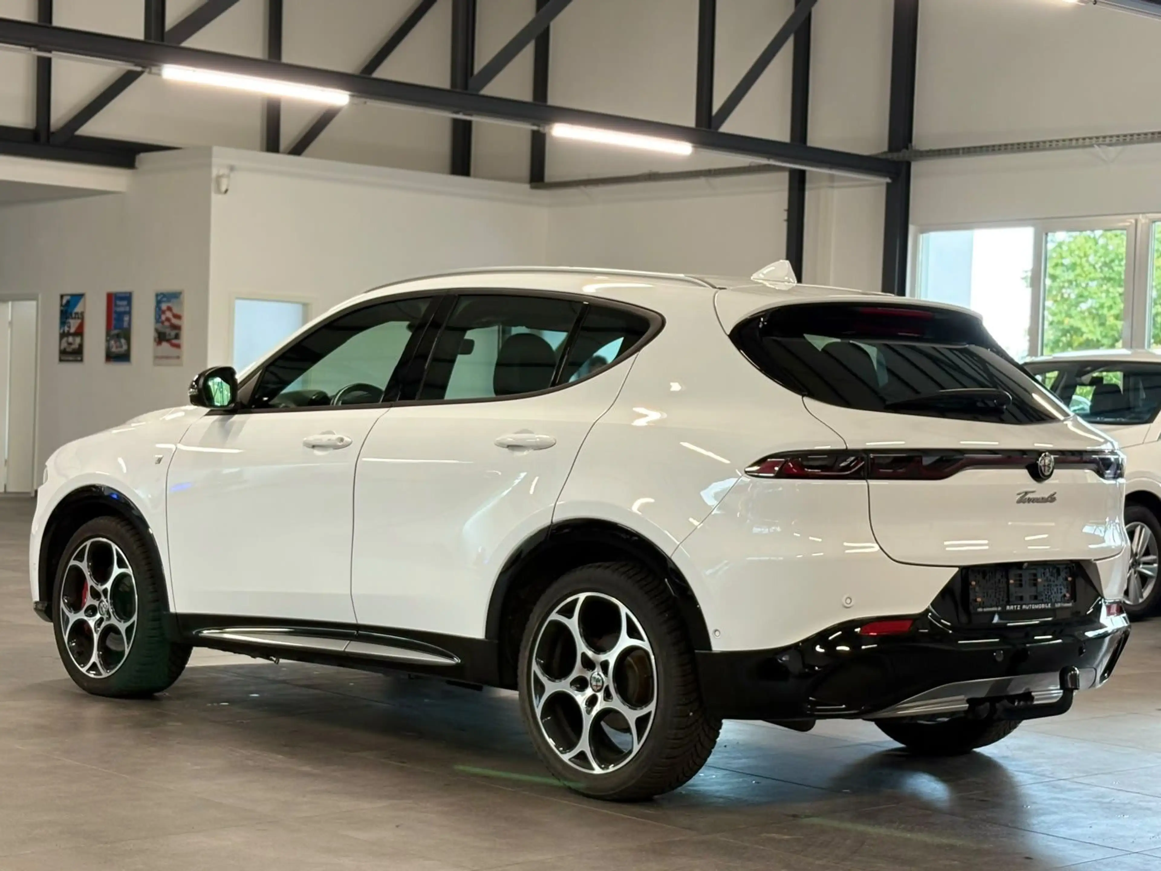 Alfa Romeo Tonale Ti MATRIX+H&K+ACC+AHK+MEMO+E.HECK+360°+ — photo 4