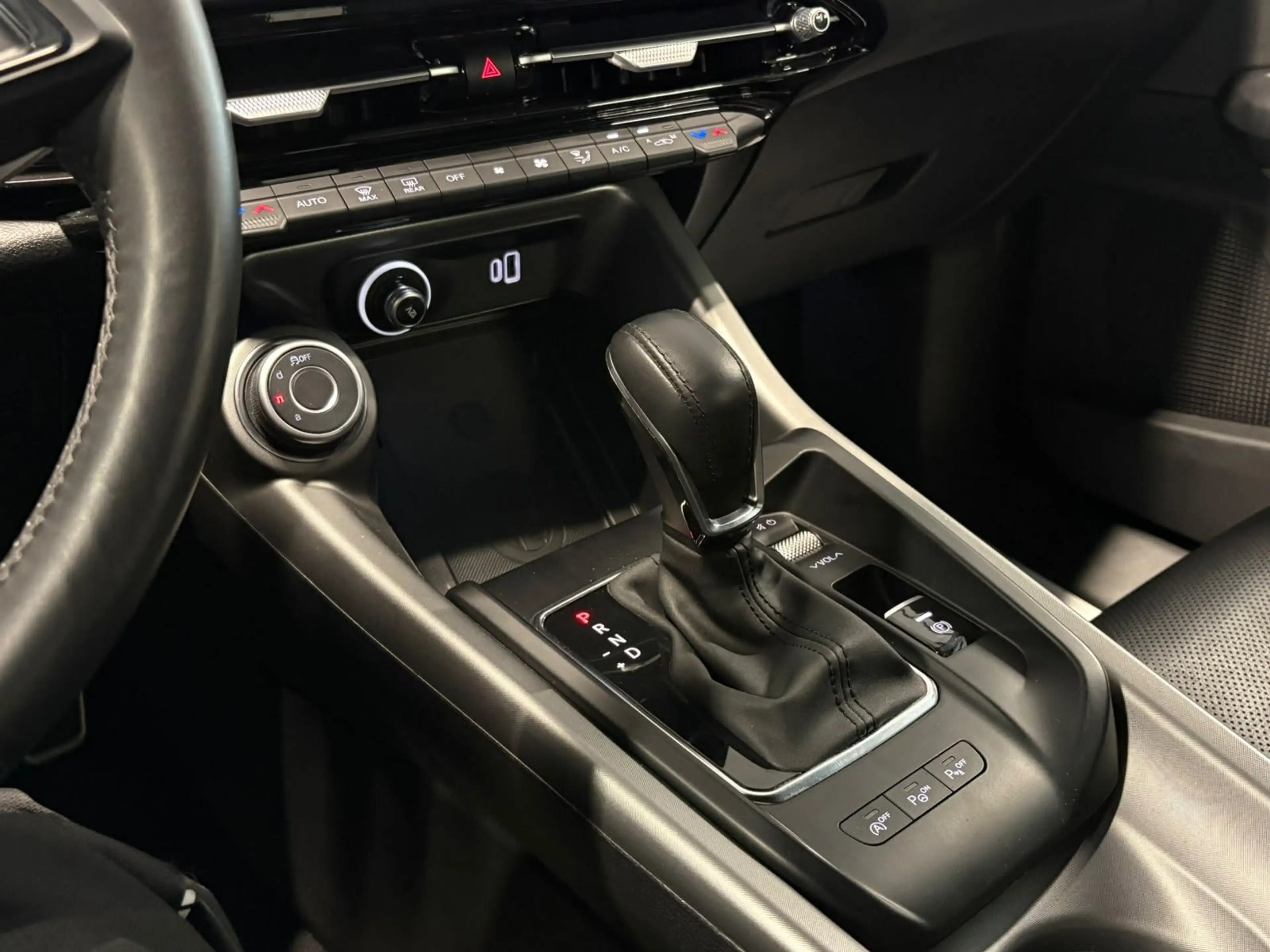 Alfa Romeo Tonale Ti MATRIX+H&K+ACC+AHK+MEMO+E.HECK+360°+ — photo 12