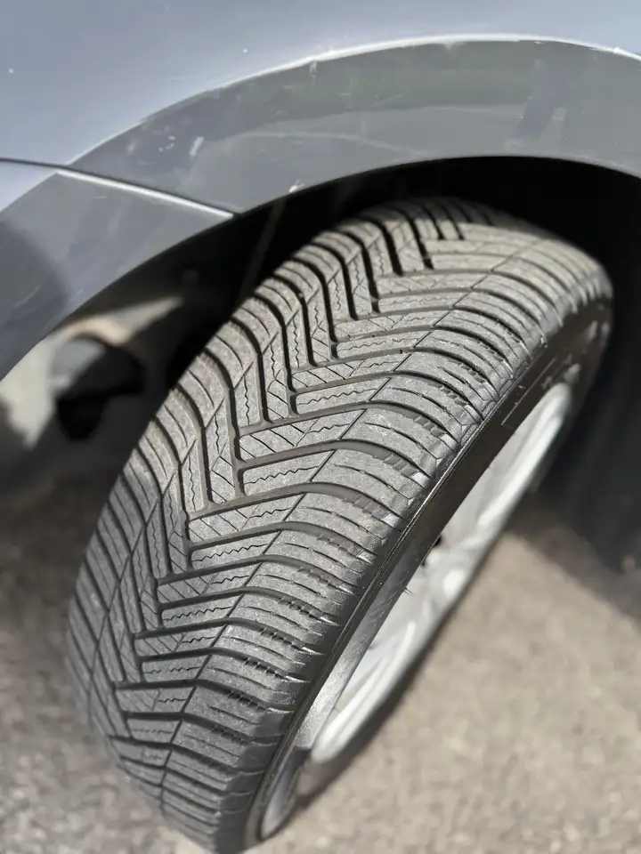 Volkswagen Golf Standard Model — photo 6