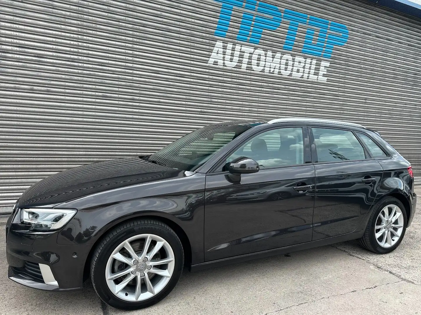 Audi A3 Sportb. quat*SPORT*VIRTUAL*AHK*LED*NAVI*LEDER Brązowy - 1