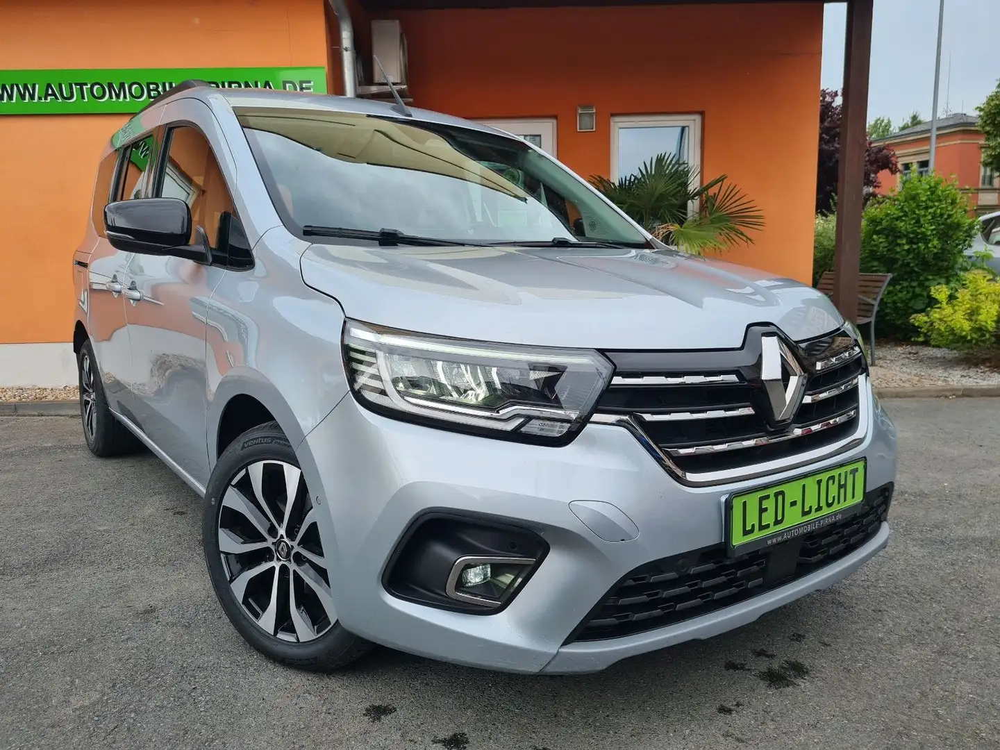 Renault Kangoo III Edition One 1.3 TCe 6-G, NAVI/CAM/LED Gris - 1