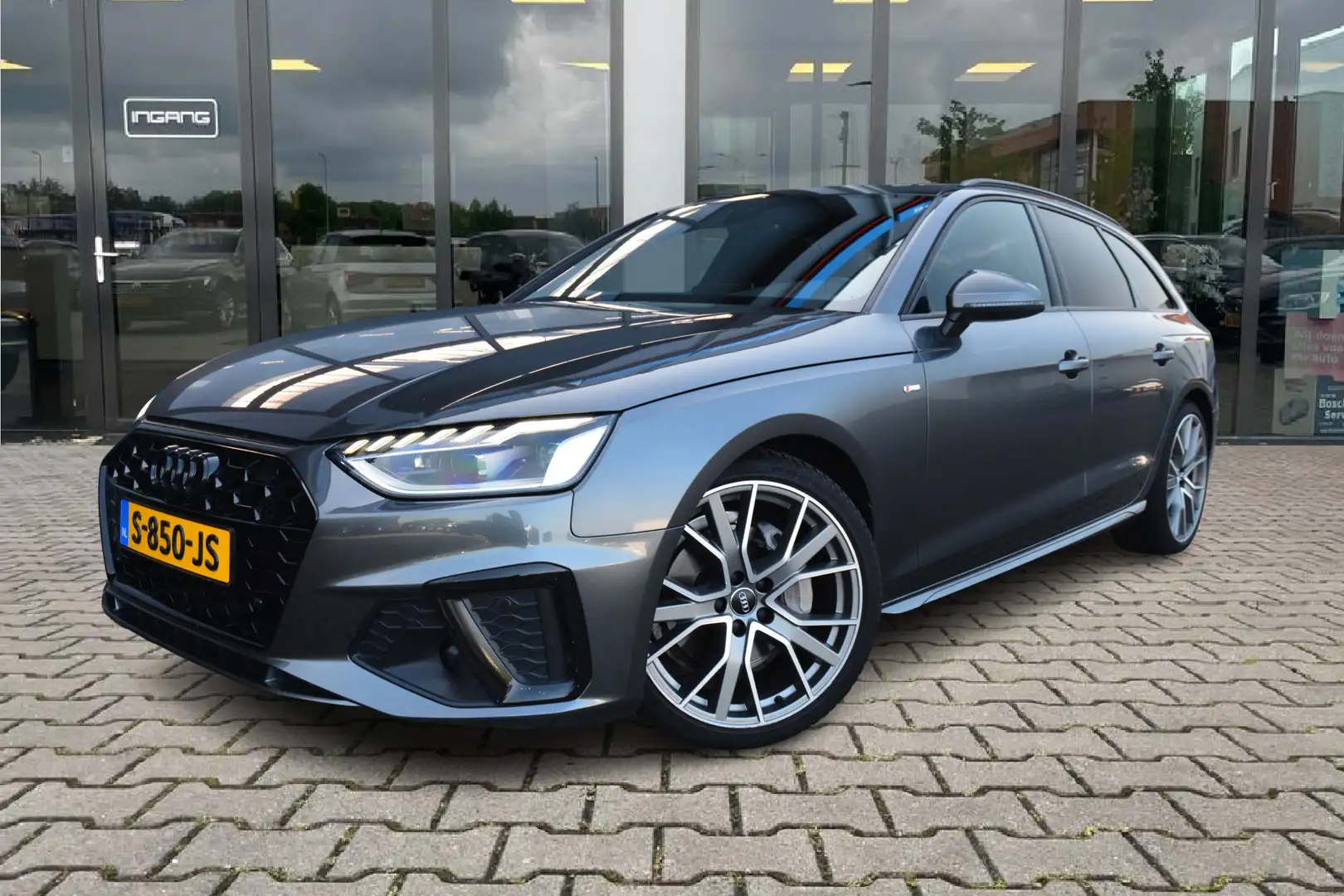 Audi A4 Avant 40 TFSI S-Line | Pano | Virtual | 19 Inch | Gris - 1