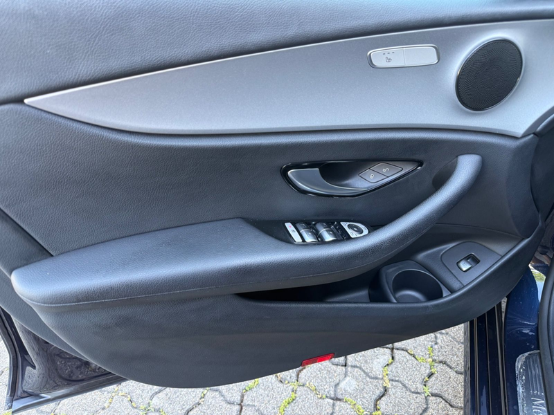 Mercedes-Benz E 300 de T*Avantgarde *AT9*225 KW*DISTR*AHK*EU6d — photo 15
