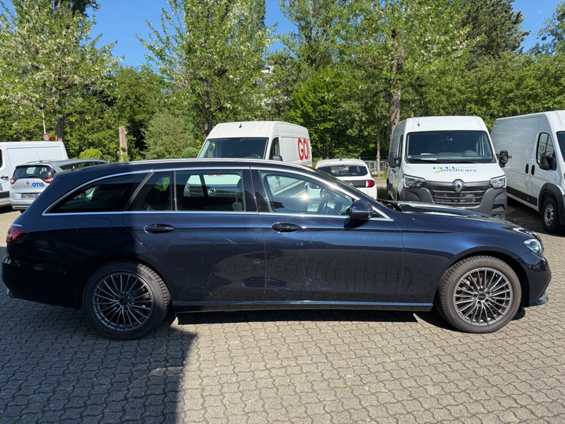 Mercedes-Benz E 300 de T*Avantgarde *AT9*225 KW*DISTR*AHK*EU6d — photo 7