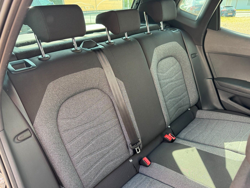 SEAT Arona 1.0 TSI "Xperience" DSG LED CAM NAVI PDC — photo 7