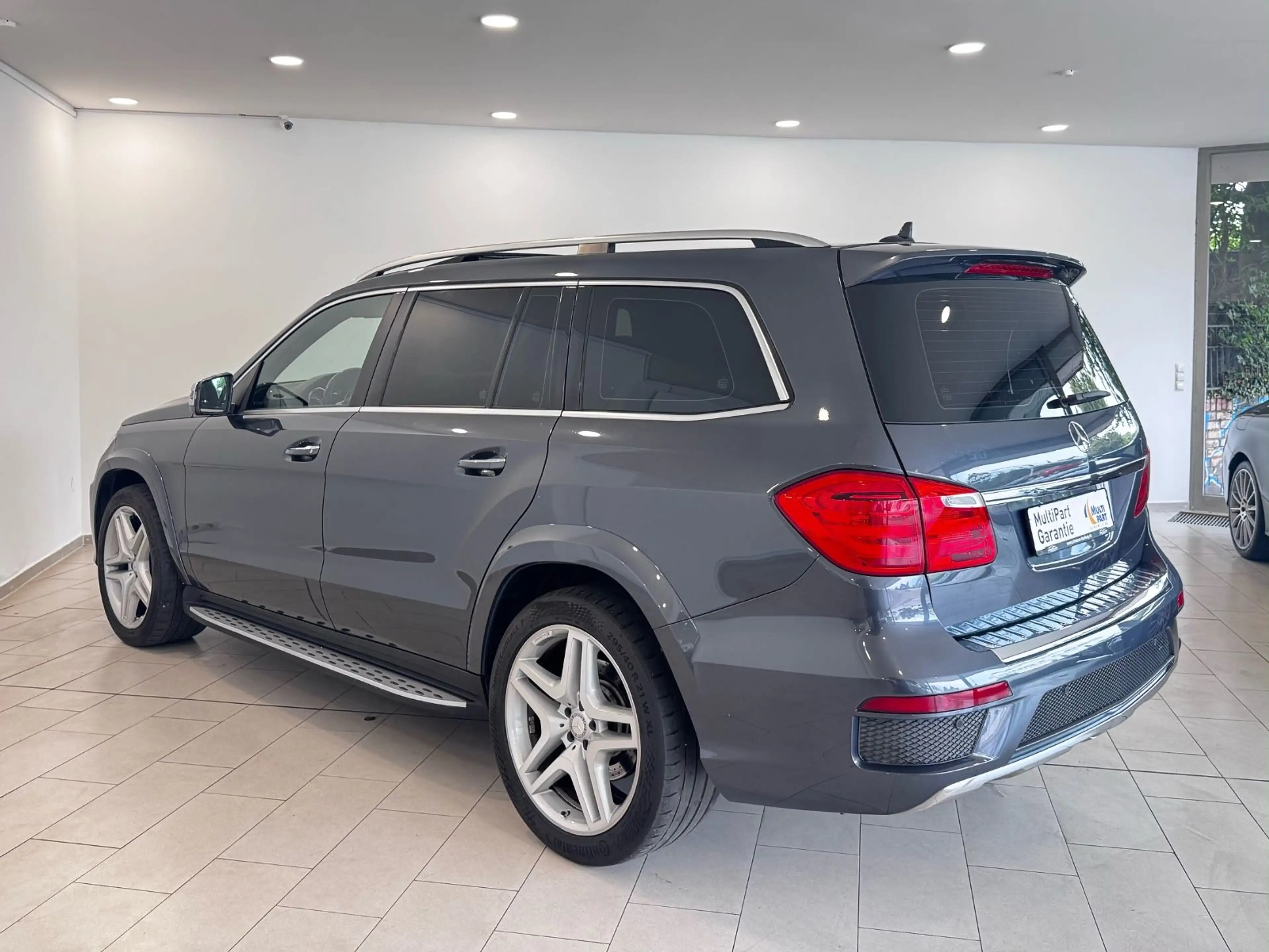 Mercedes-Benz GL 350 BlueTec 4Matic AMG|7-SITZE|STANDHZ|PANO| — photo 7