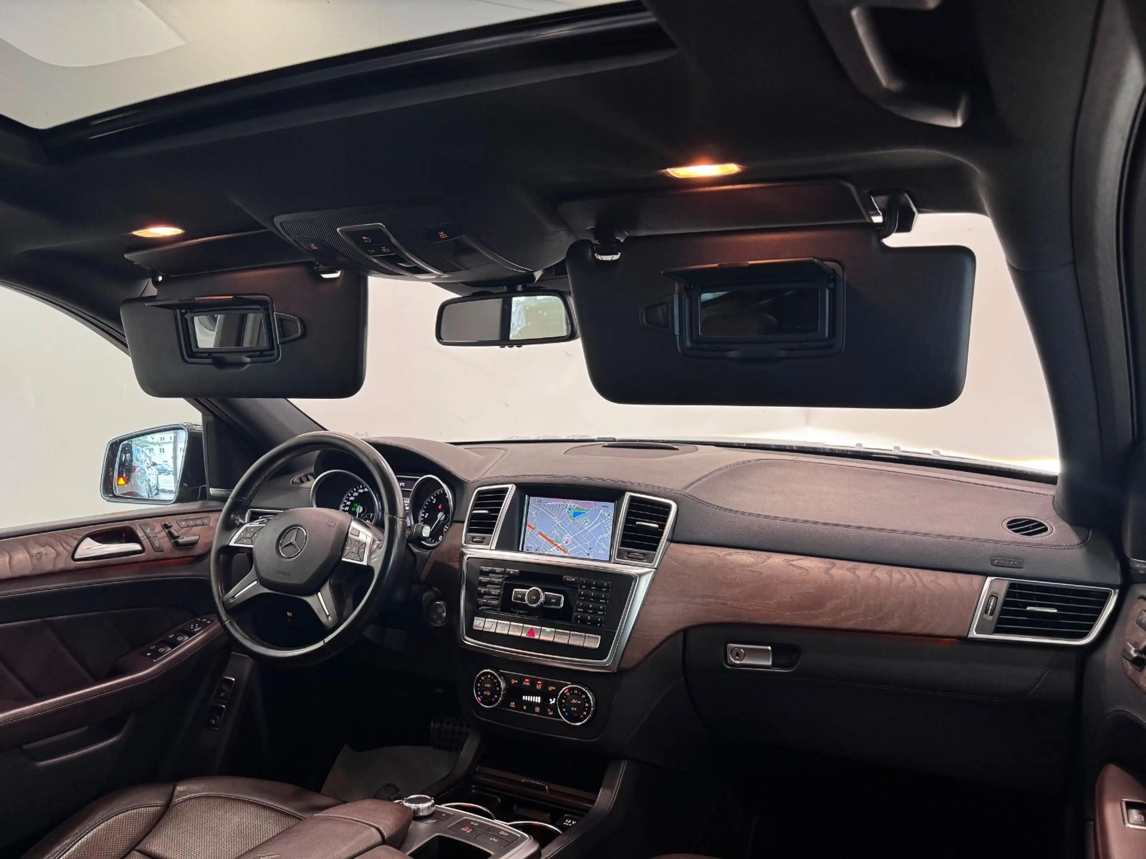 Mercedes-Benz GL 350 BlueTec 4Matic AMG|7-SITZE|STANDHZ|PANO| — photo 2