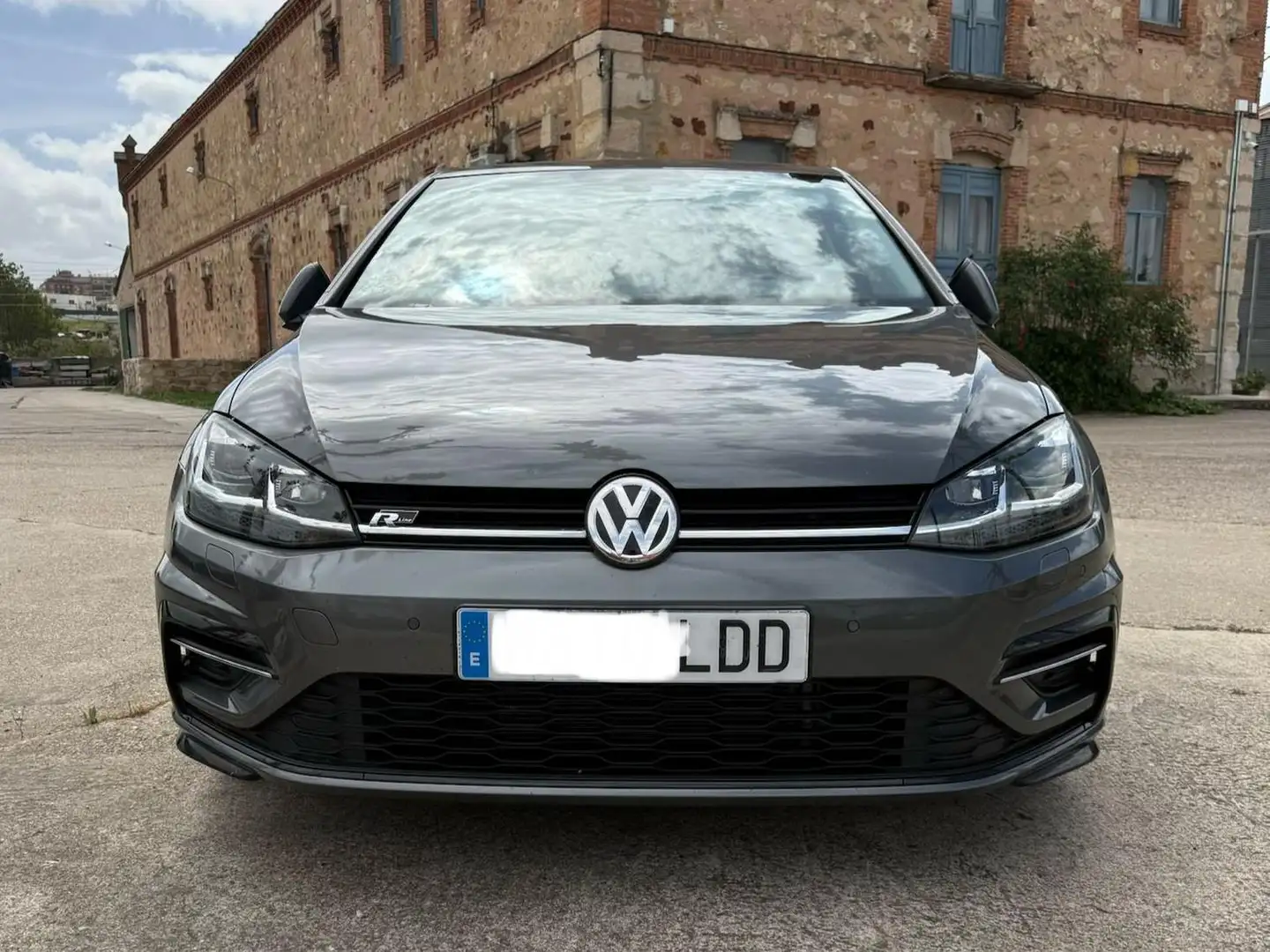 Volkswagen Golf Golf 1.5 TSI Evo R-Line DSG7 110kW R-Line Gris - 2