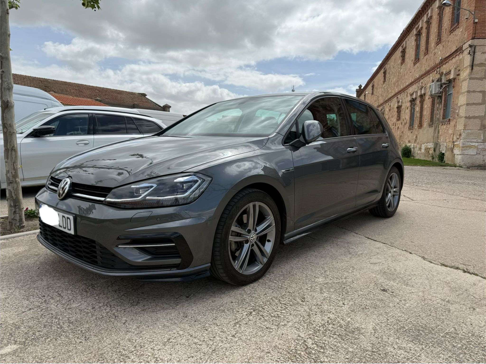 Volkswagen Golf Golf 1.5 TSI Evo R-Line DSG7 110kW R-Line - foto 1