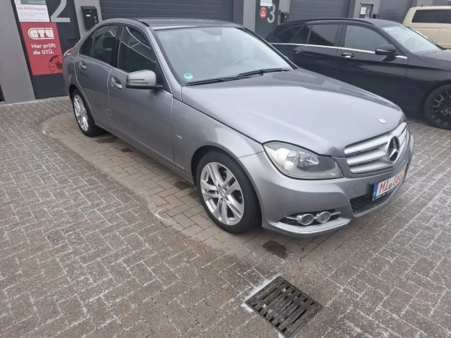 Mercedes-Benz C 200 Automatik 2.Hd.Scheckh. Steuerkette neu Silber - 1