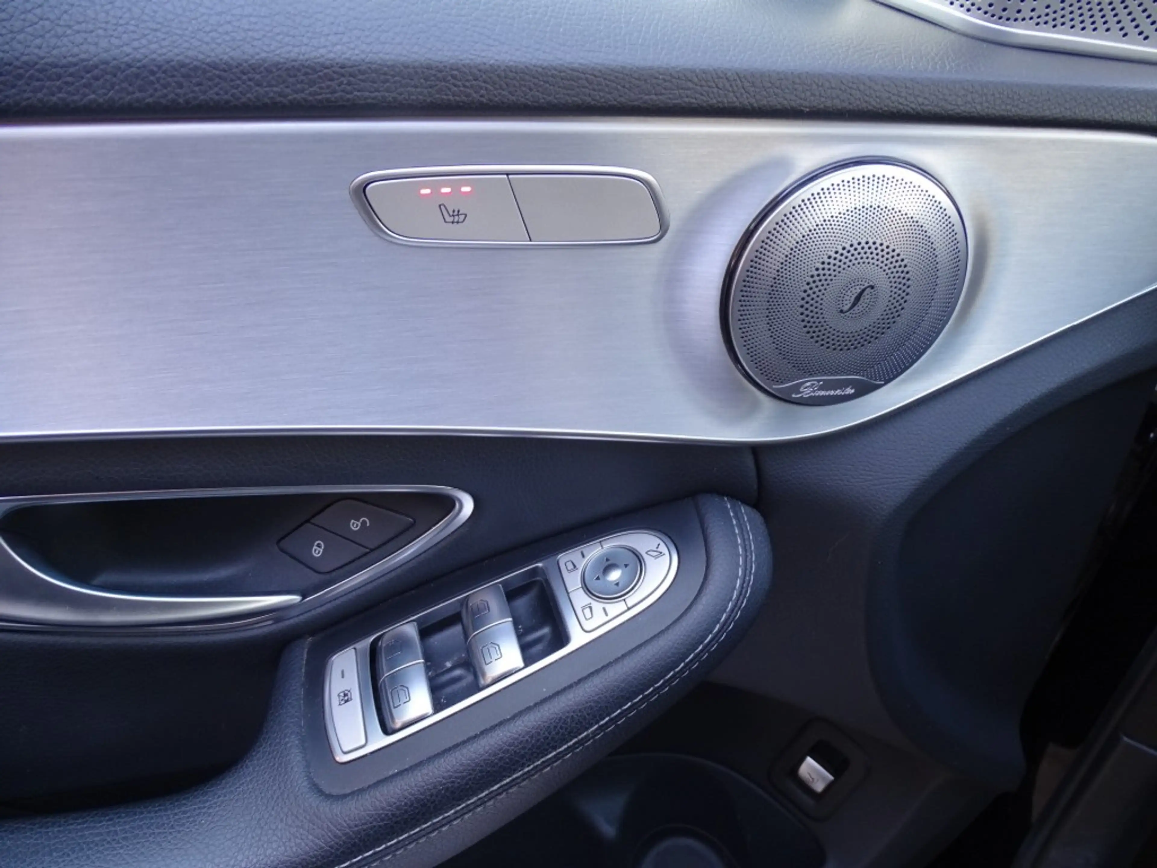 Mercedes-Benz C 400 C400 AMG 4Matic Premium plus -Hlf Leer-Pano-Clima- — photo 13