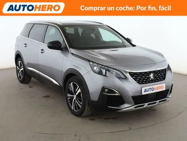 Peugeot 5008 view 8