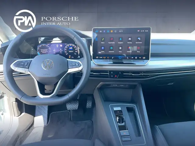 Volkswagen Golf view 11