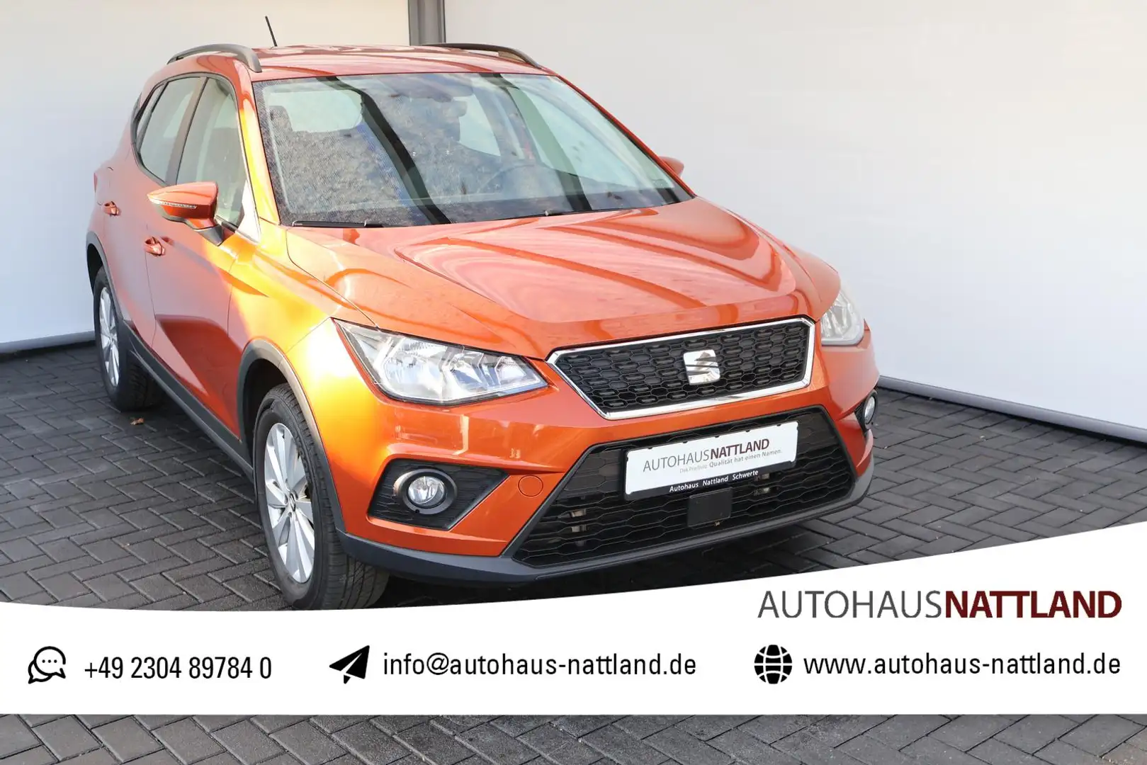 SEAT Arona 1.0 TSI Style PDC Klimaautomatik Bluetooth Arancione - 1