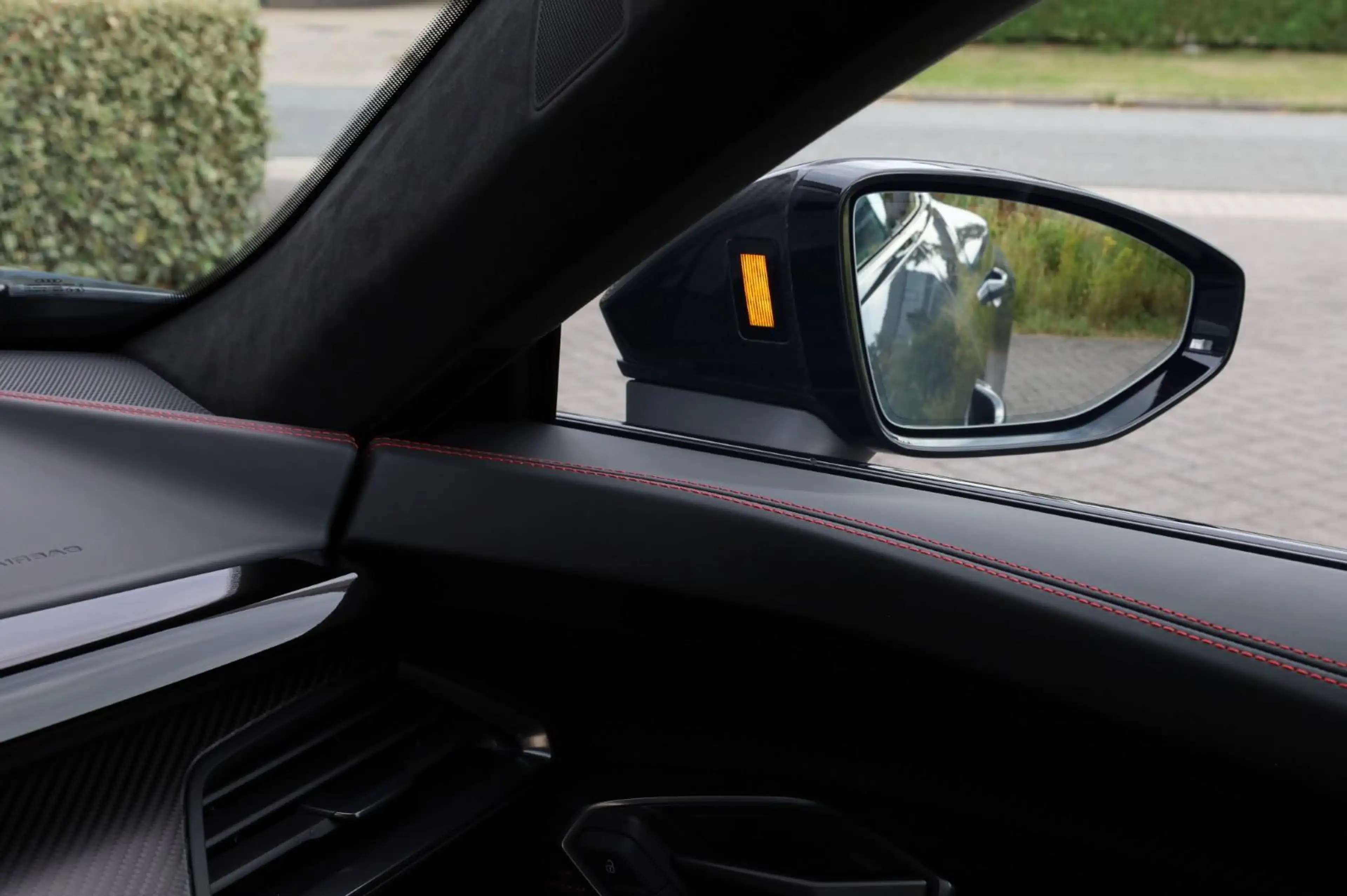 Audi RS e-tron GT Carbon l Keramisch l Massage l Vierwielsturing — photo 38