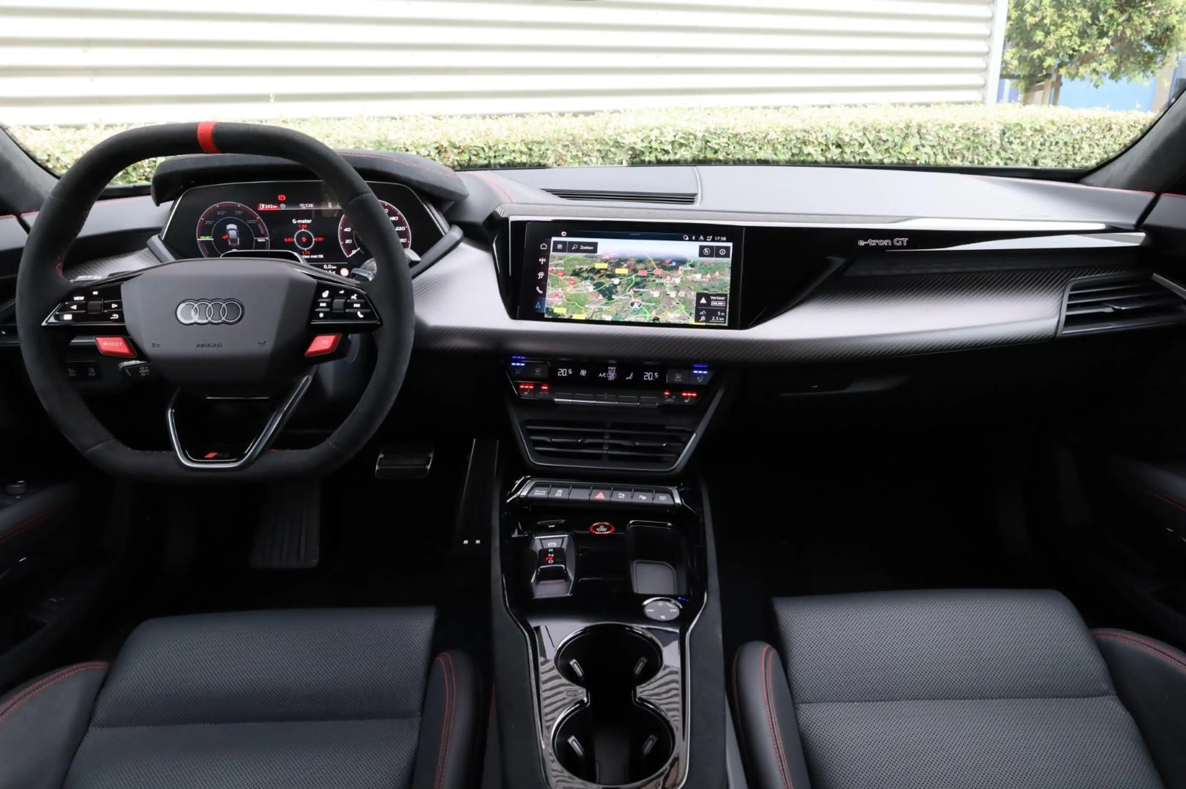 Audi RS e-tron GT Carbon l Keramisch l Massage l Vierwielsturing — photo 14