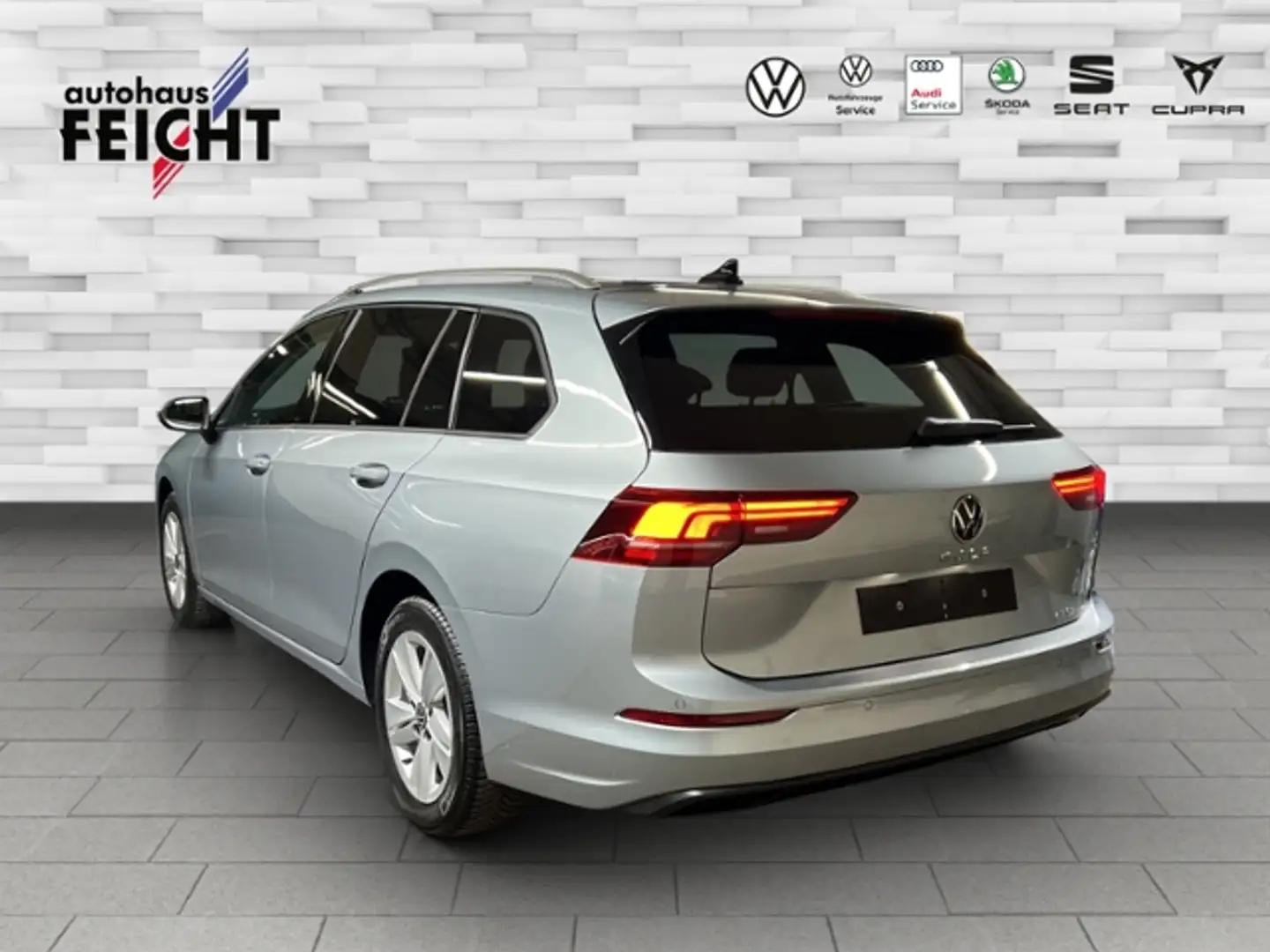 Volkswagen Golf Variant VIII 1.5 eTSI Life+LED+NAVI+AHK+APP Silber - 2