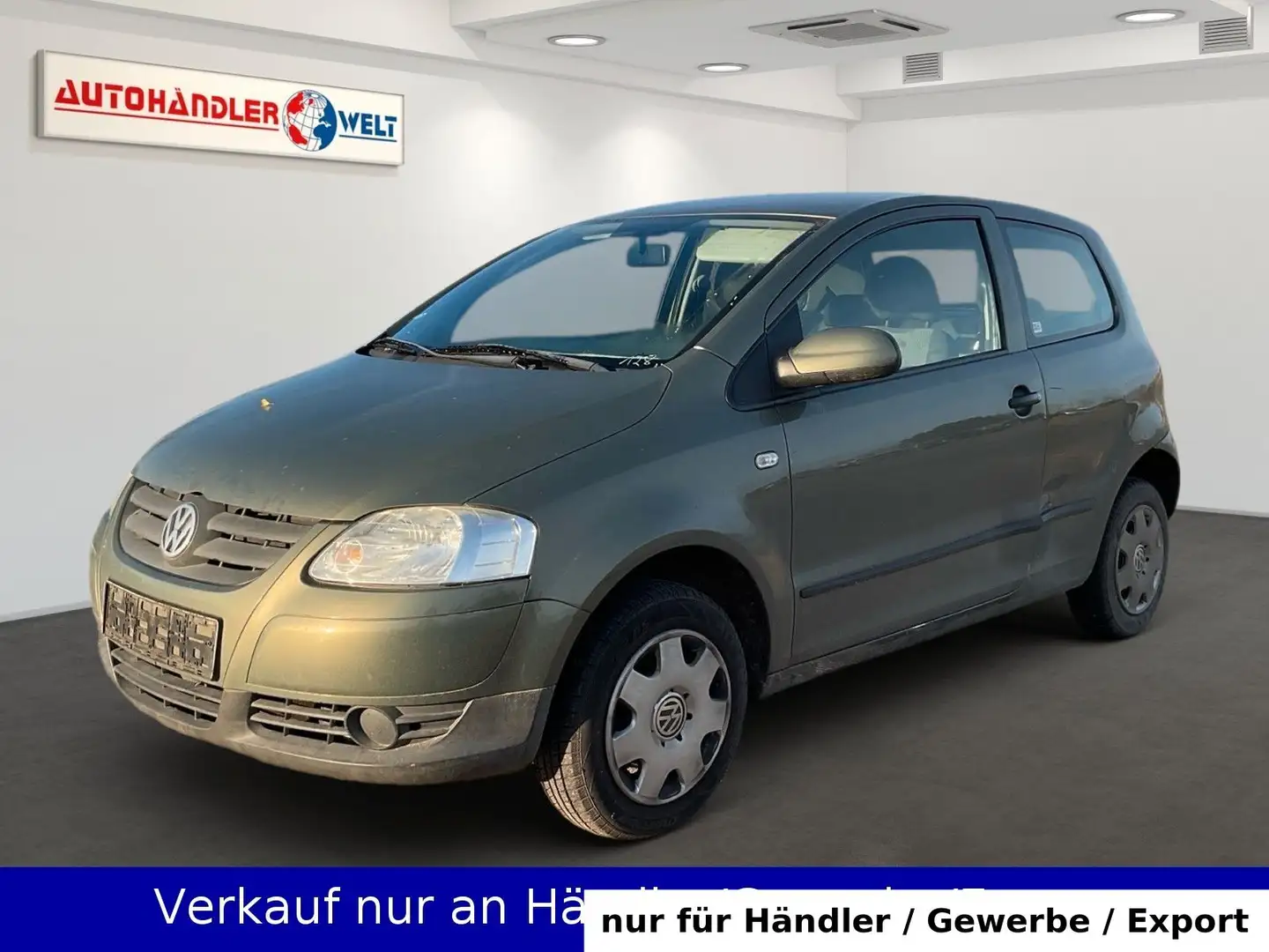 Volkswagen Fox 1.2 Basis Grün - 1