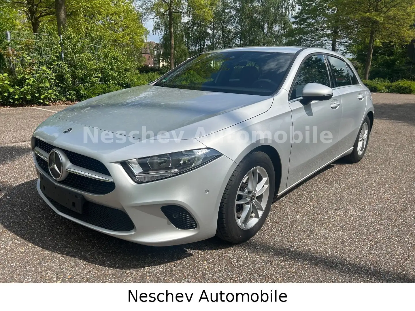 Mercedes-Benz A 200 d 8G-DCT Style Leder/Navi/TotWink/Alu Plateado - 1