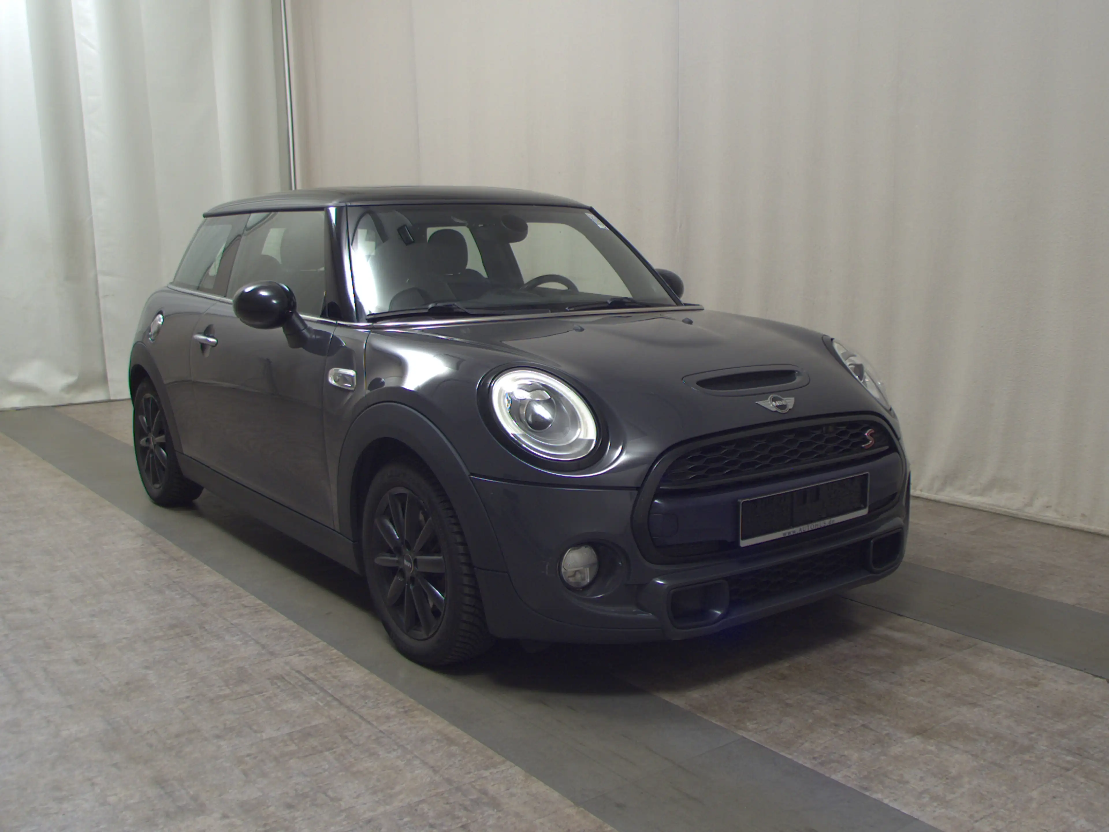 MINI Cooper SE Cooper S LED HU 02/2028 — photo 3