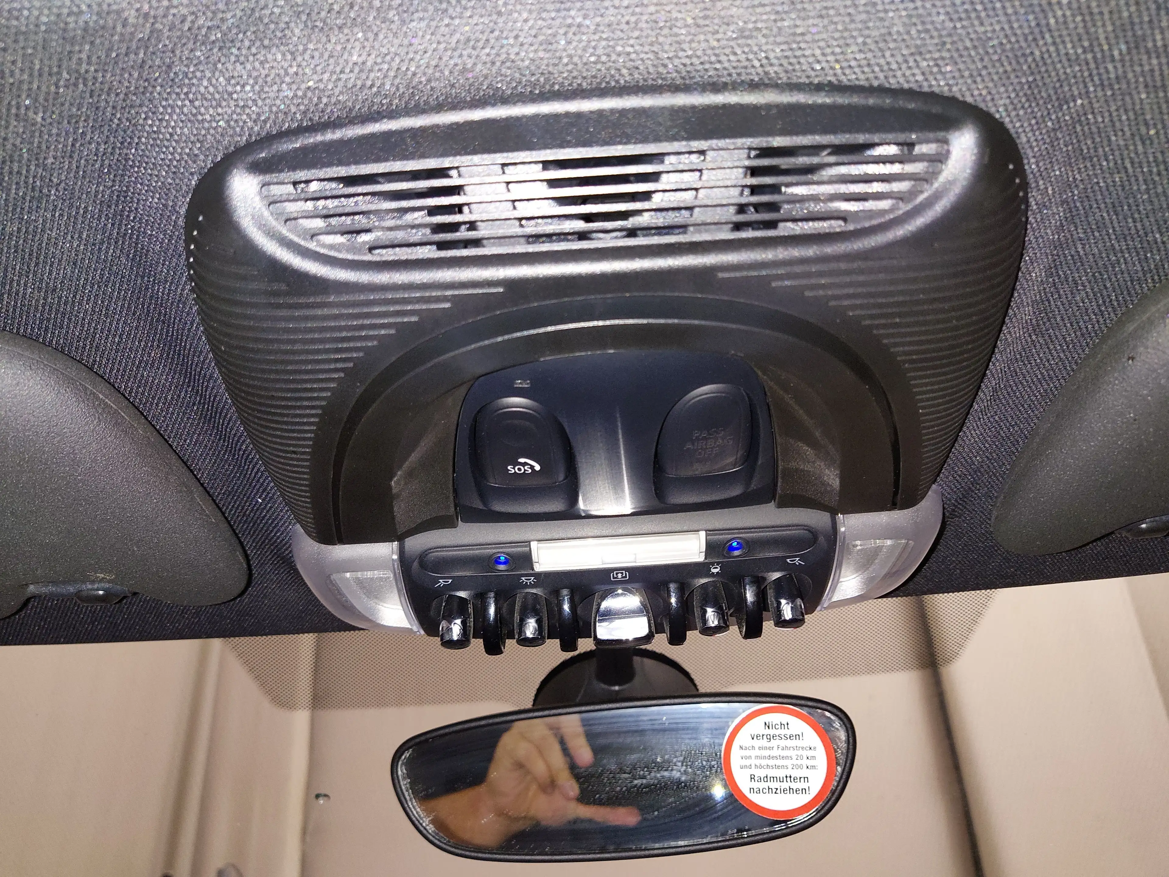 MINI Cooper SE Cooper S LED HU 02/2028 — photo 13