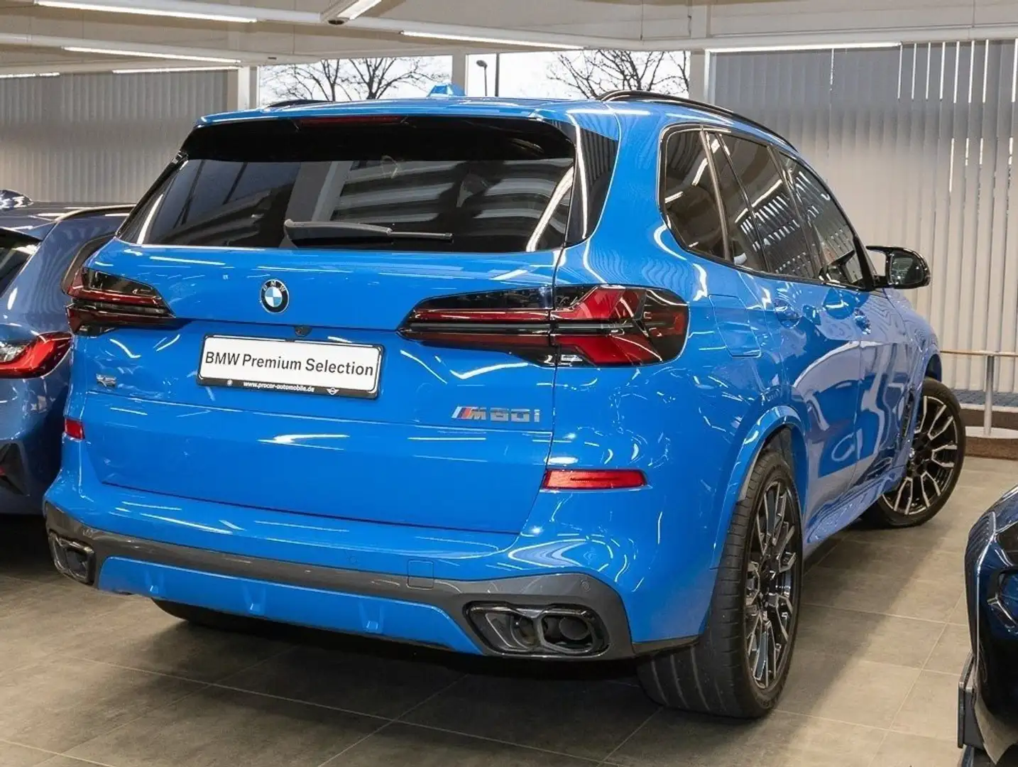 BMW X5 M60i xDrive Sportpaket Gestiksteuerung DAB Blau - 2