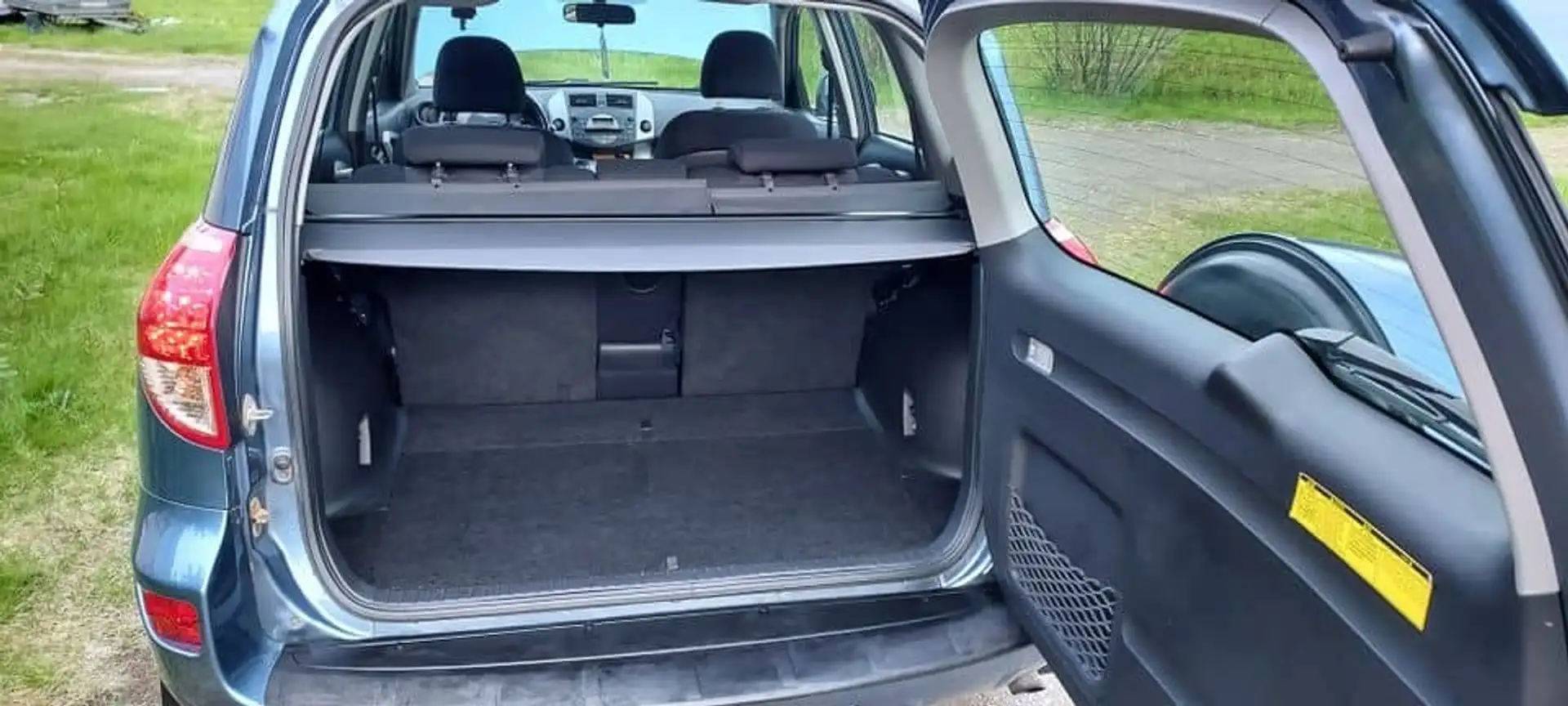 Toyota RAV 4 RAV 4 2.2 D-4D 4x4 Sol Bleu - 2