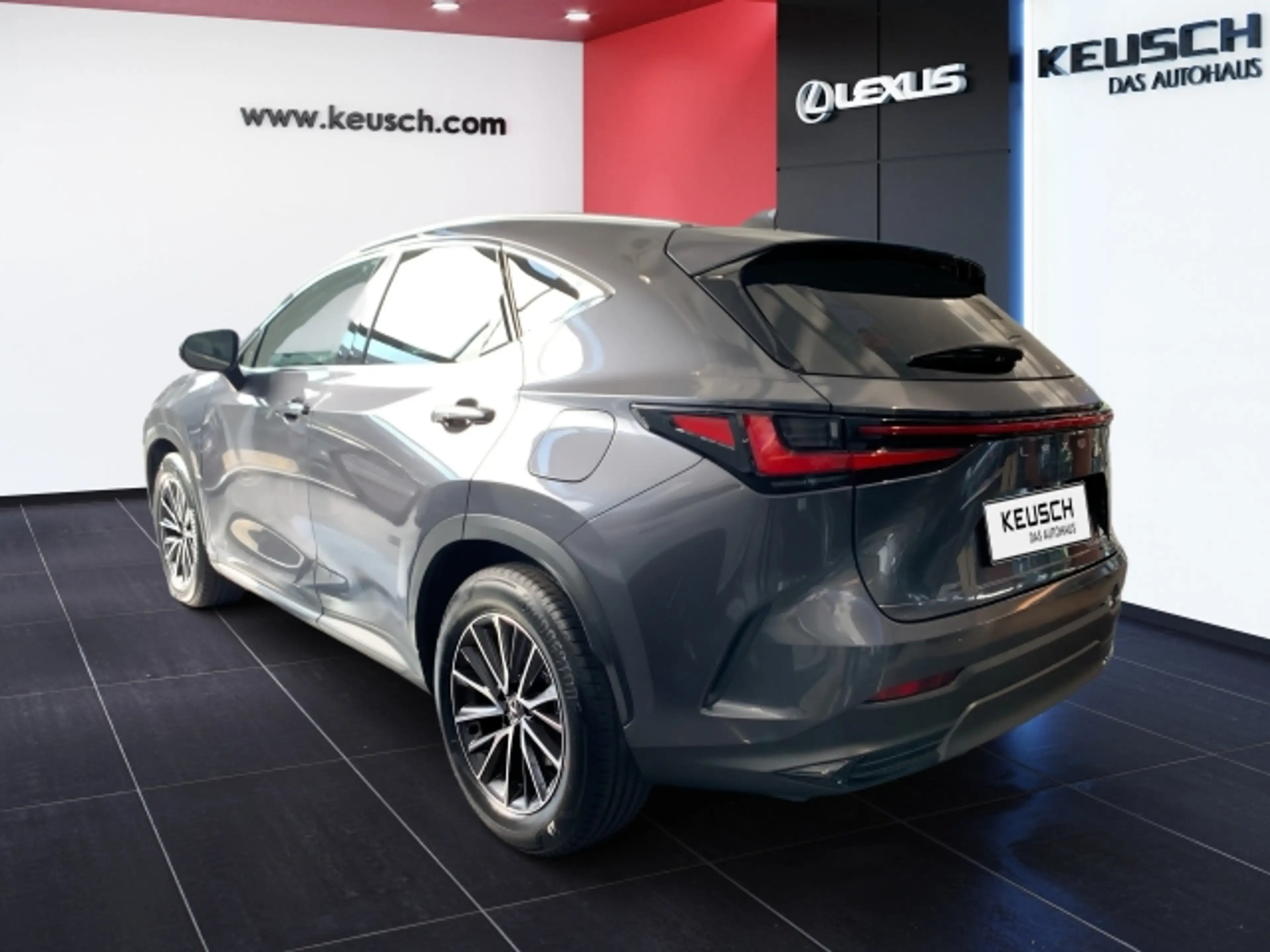 Lexus NX 350h NX SUV Executive 350h FWD — photo 9