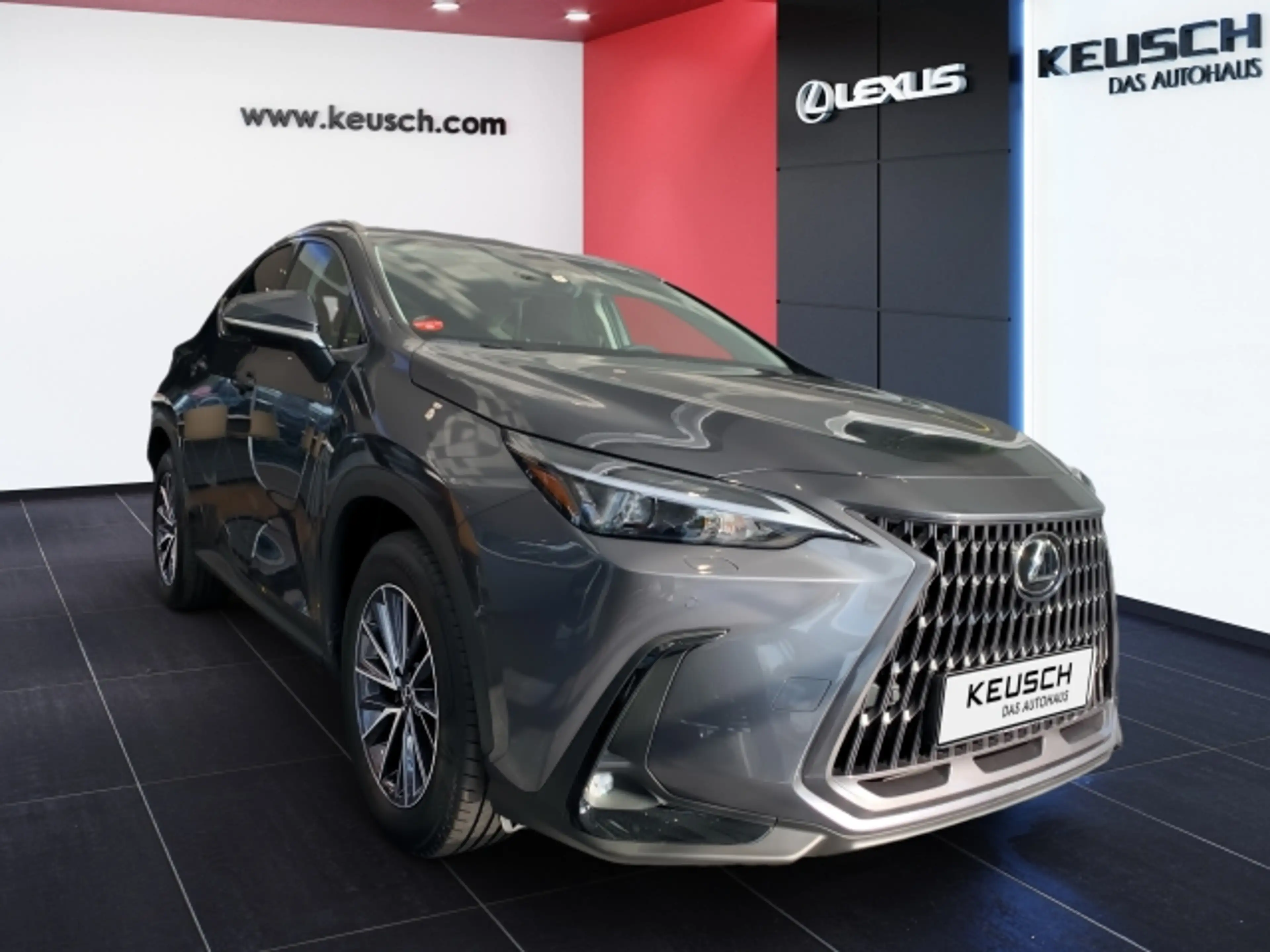 Lexus NX 350h NX SUV Executive 350h FWD — photo 12