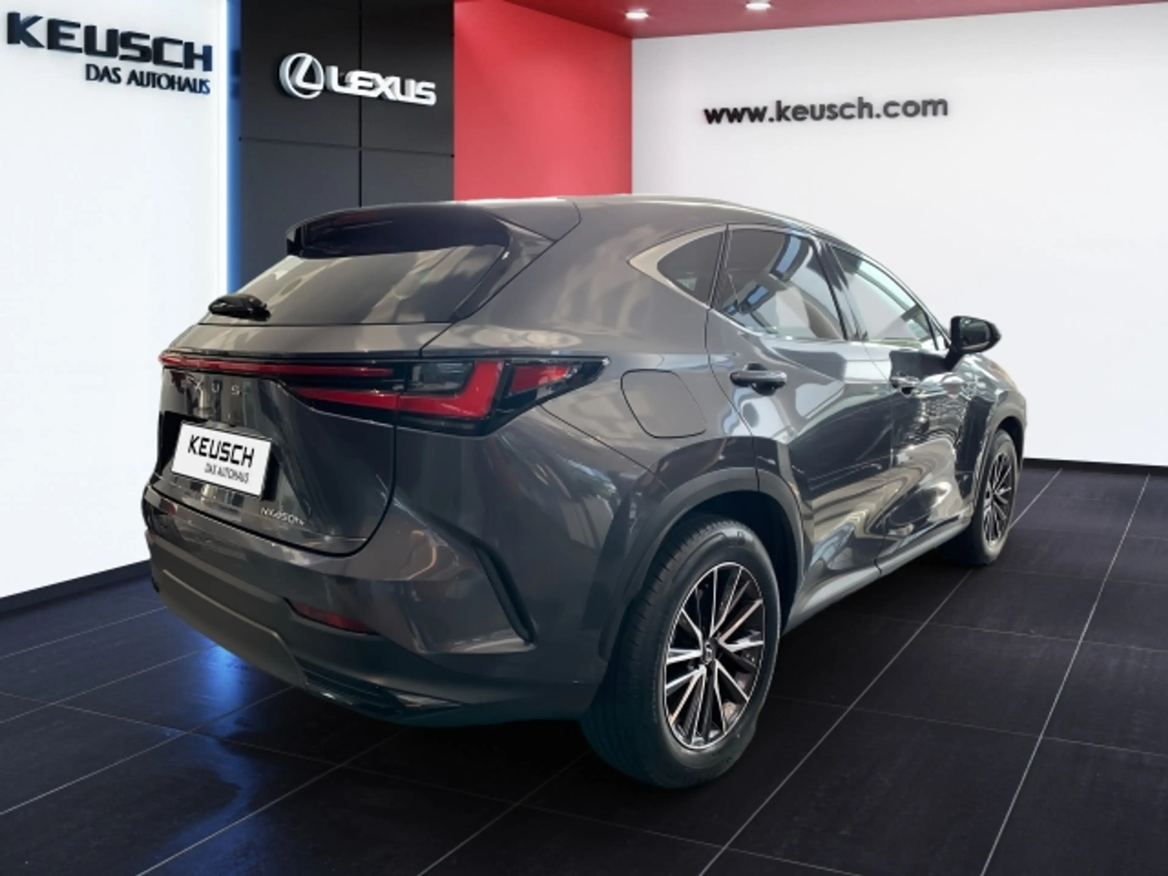 Lexus NX 350h NX SUV Executive 350h FWD — photo 11