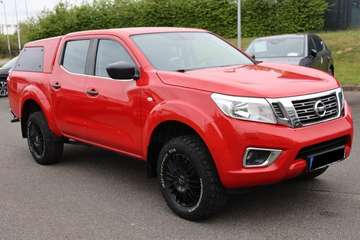 NP300 Acenta Double Cab 4x4 AHK 3,5t