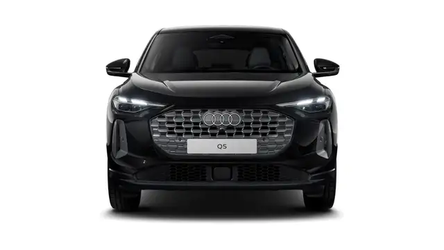 Audi Q5 view 5
