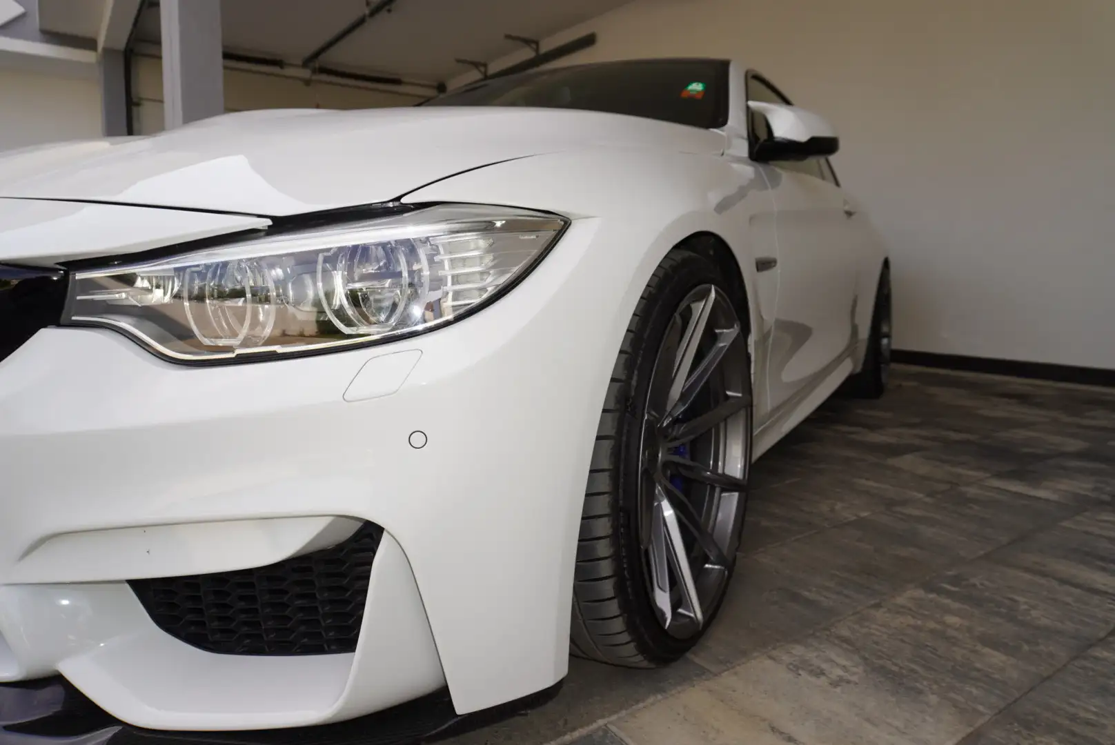BMW M4 Coupe - 2