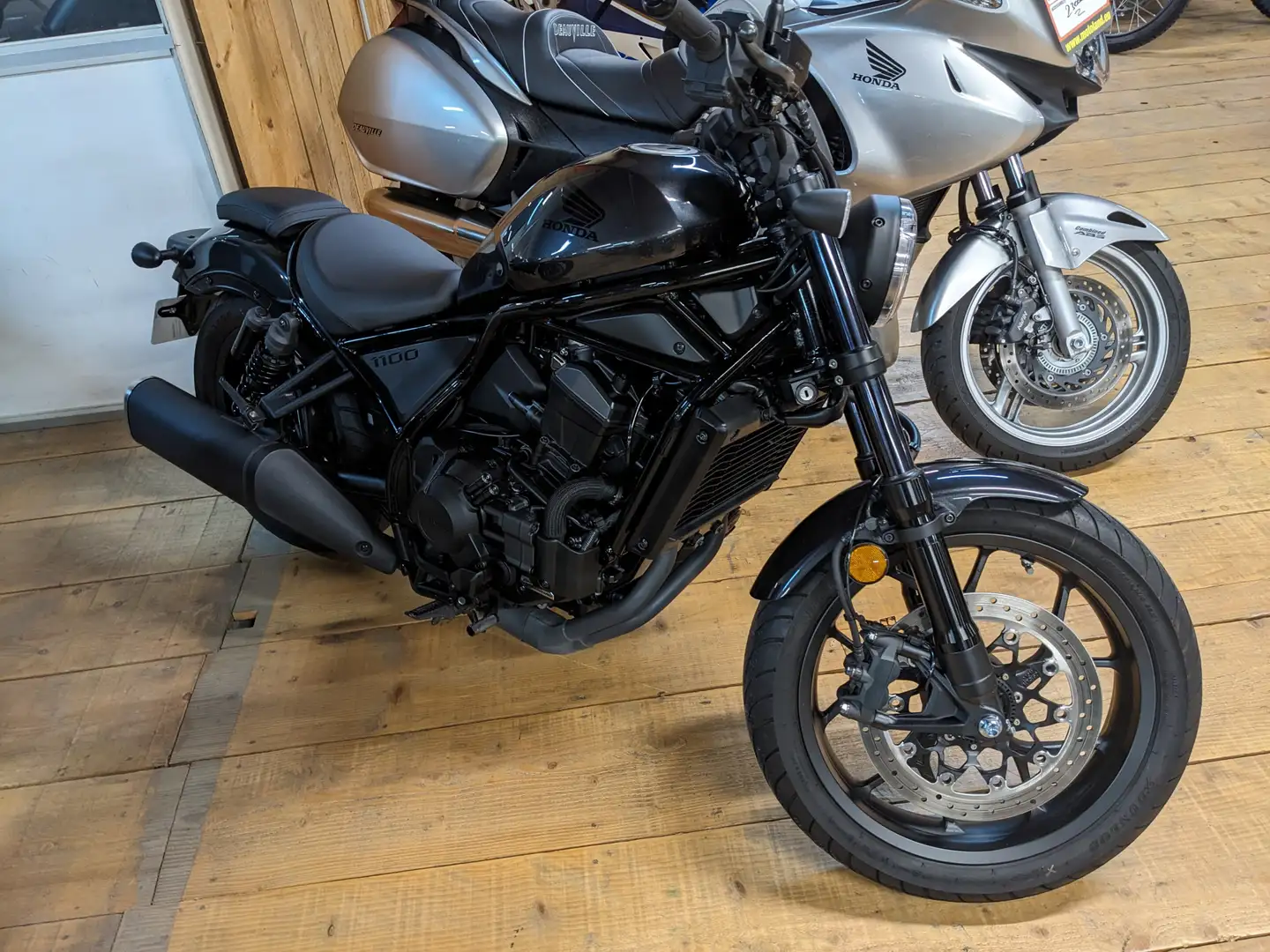 Honda CMX 1100 Černá - 1