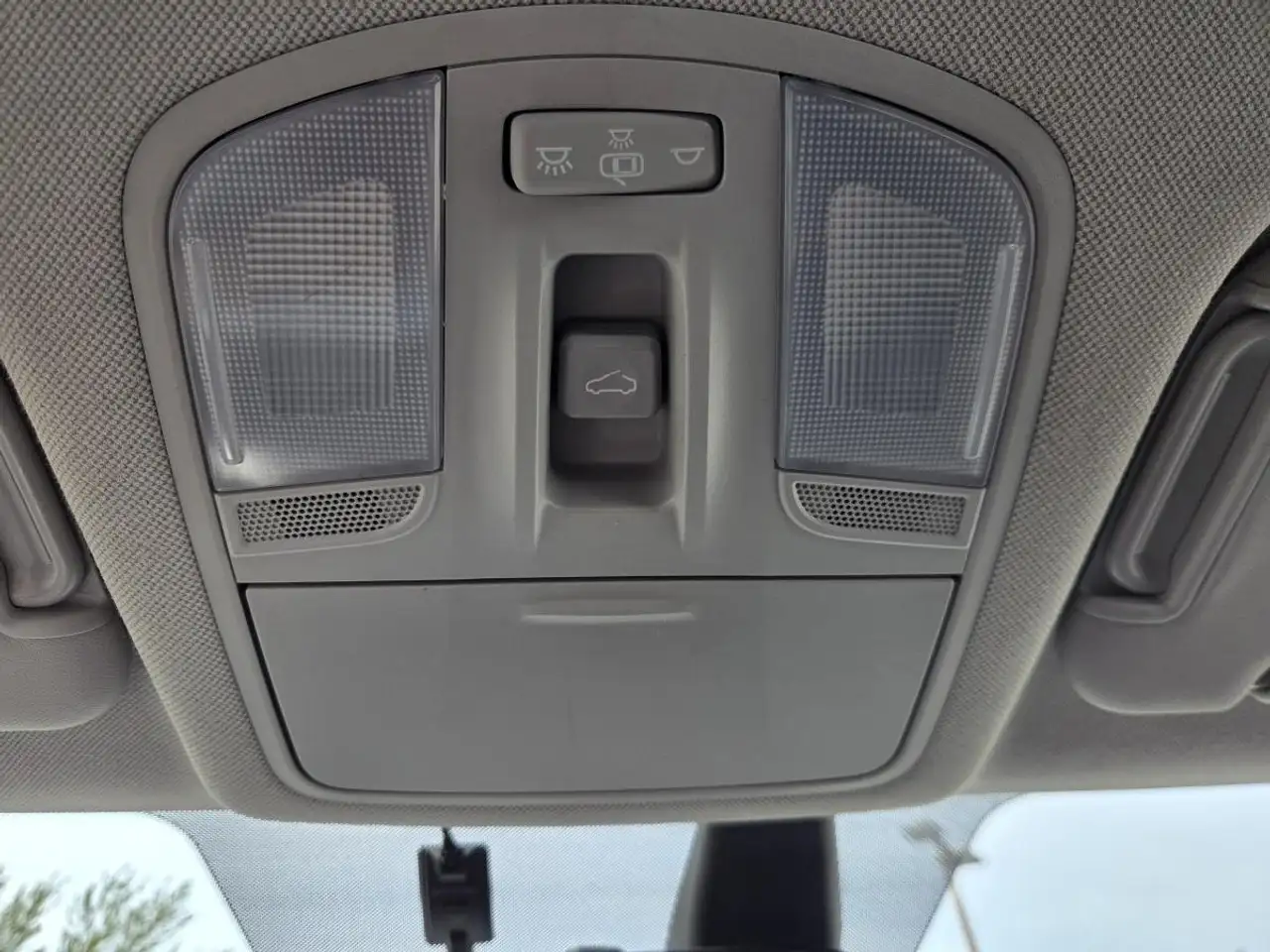 Hyundai ELANTRA снимка Hyundai ELANTRA