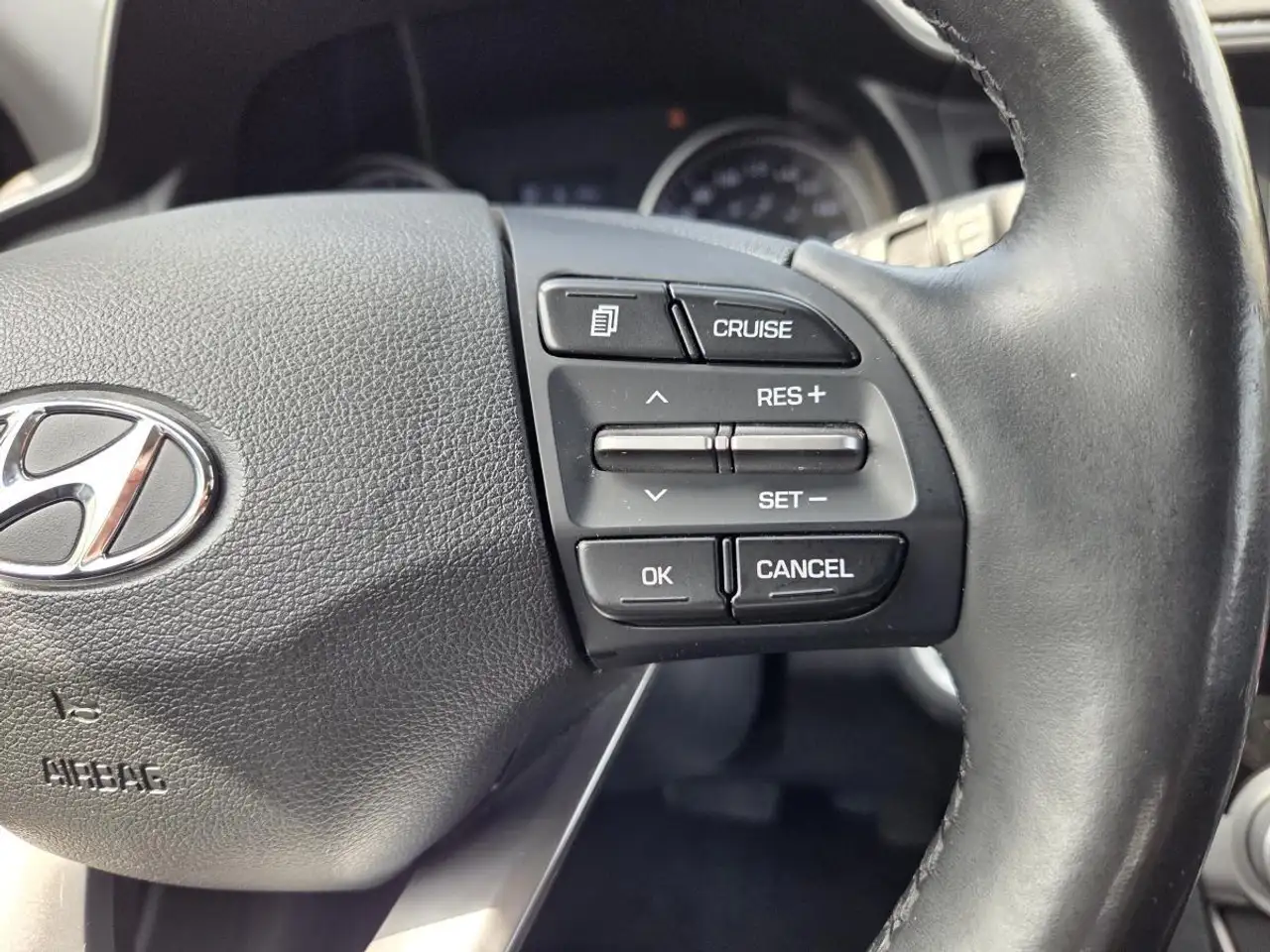 Hyundai ELANTRA снимка Hyundai ELANTRA