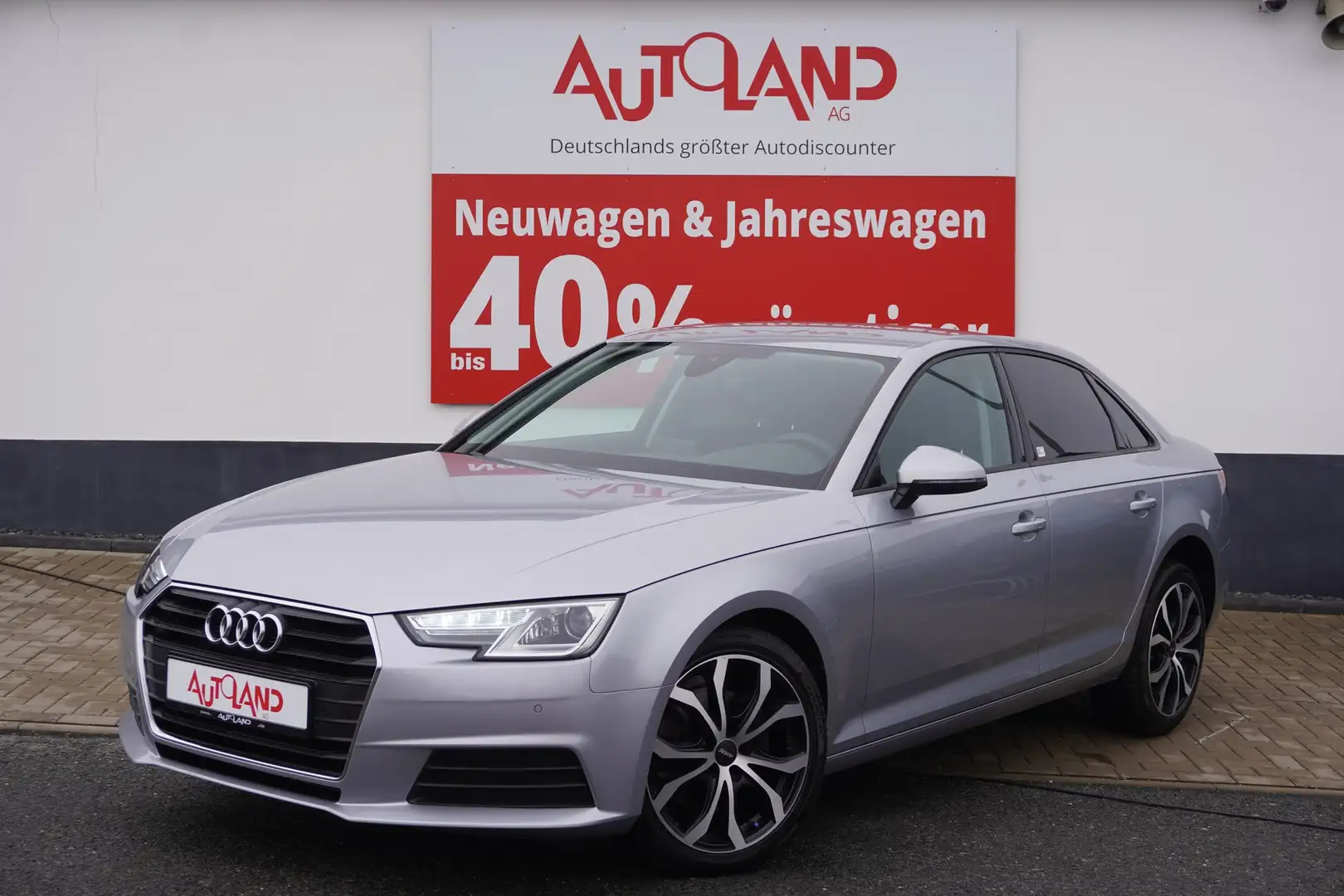 Audi A4 2.0 TDI basis Bi-Xenon Tempomat PDC Klima Silber - 2